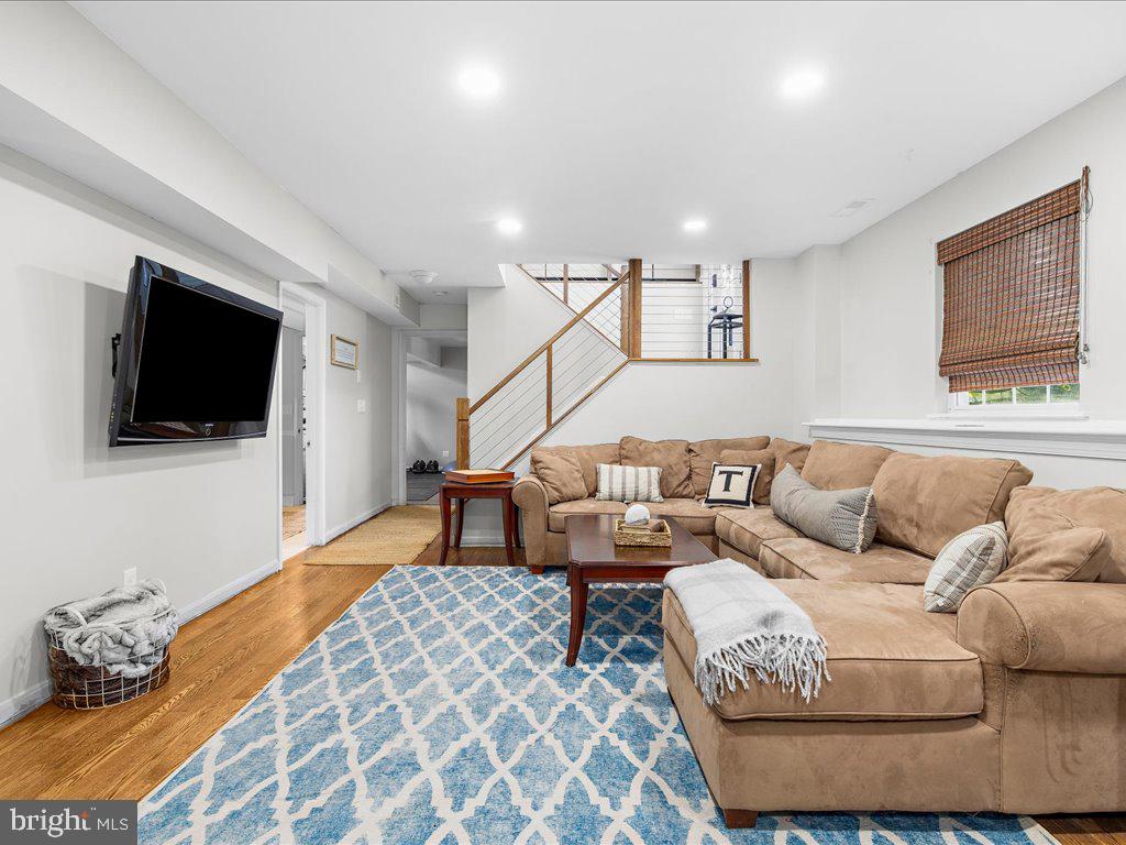 CLOVERFIELDS - Residential