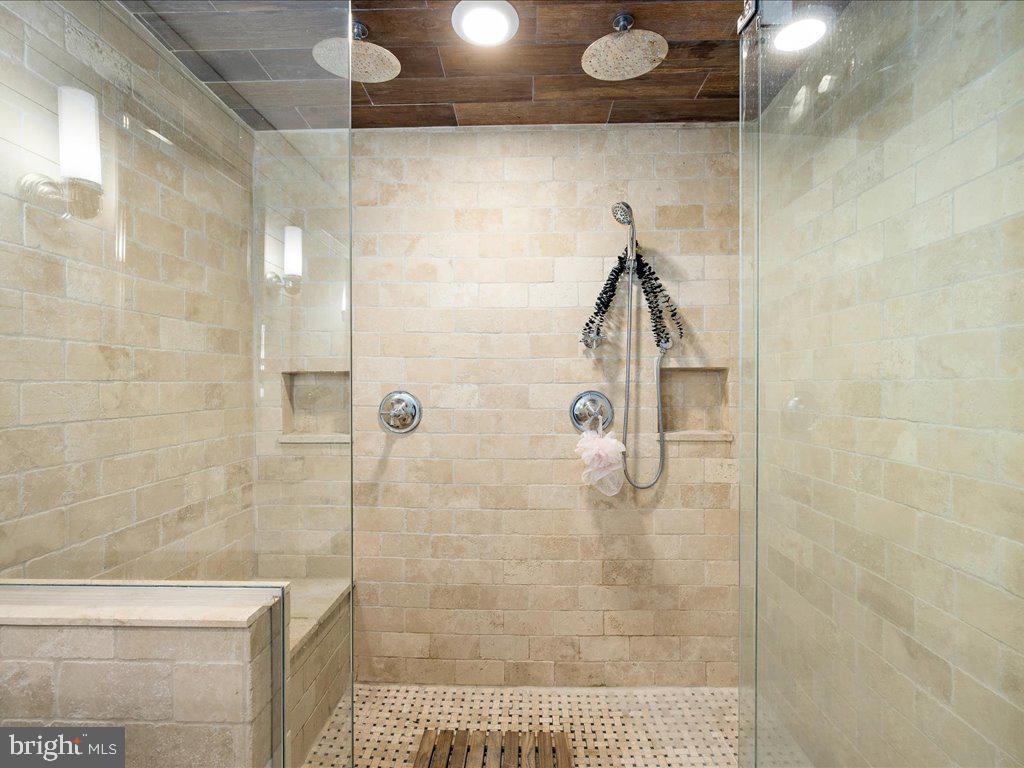 CLOVERFIELDS - Residential