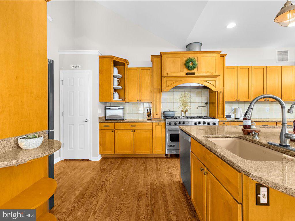 CLOVERFIELDS - Residential