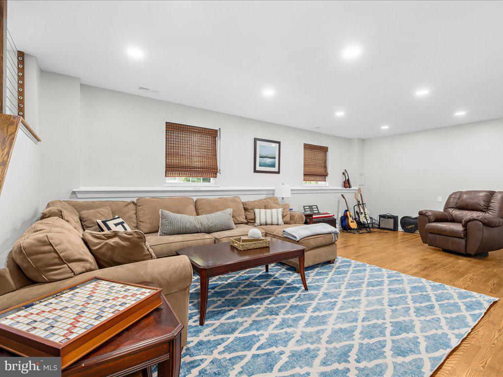 CLOVERFIELDS - Residential