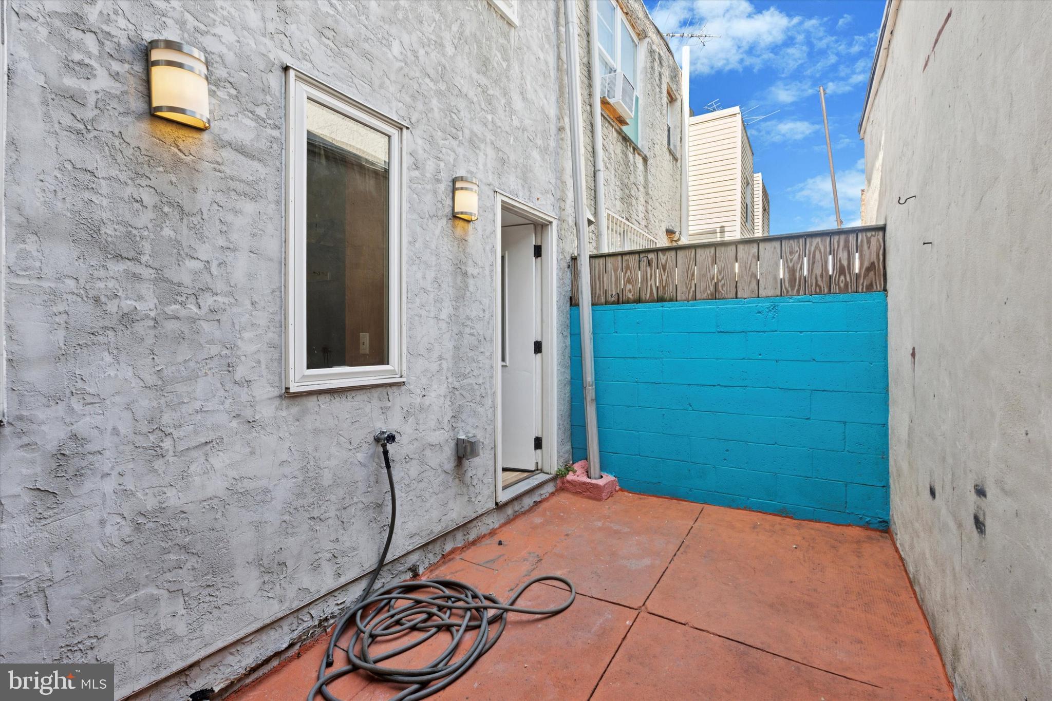 DICKINSON NARROWS - Residential Lease