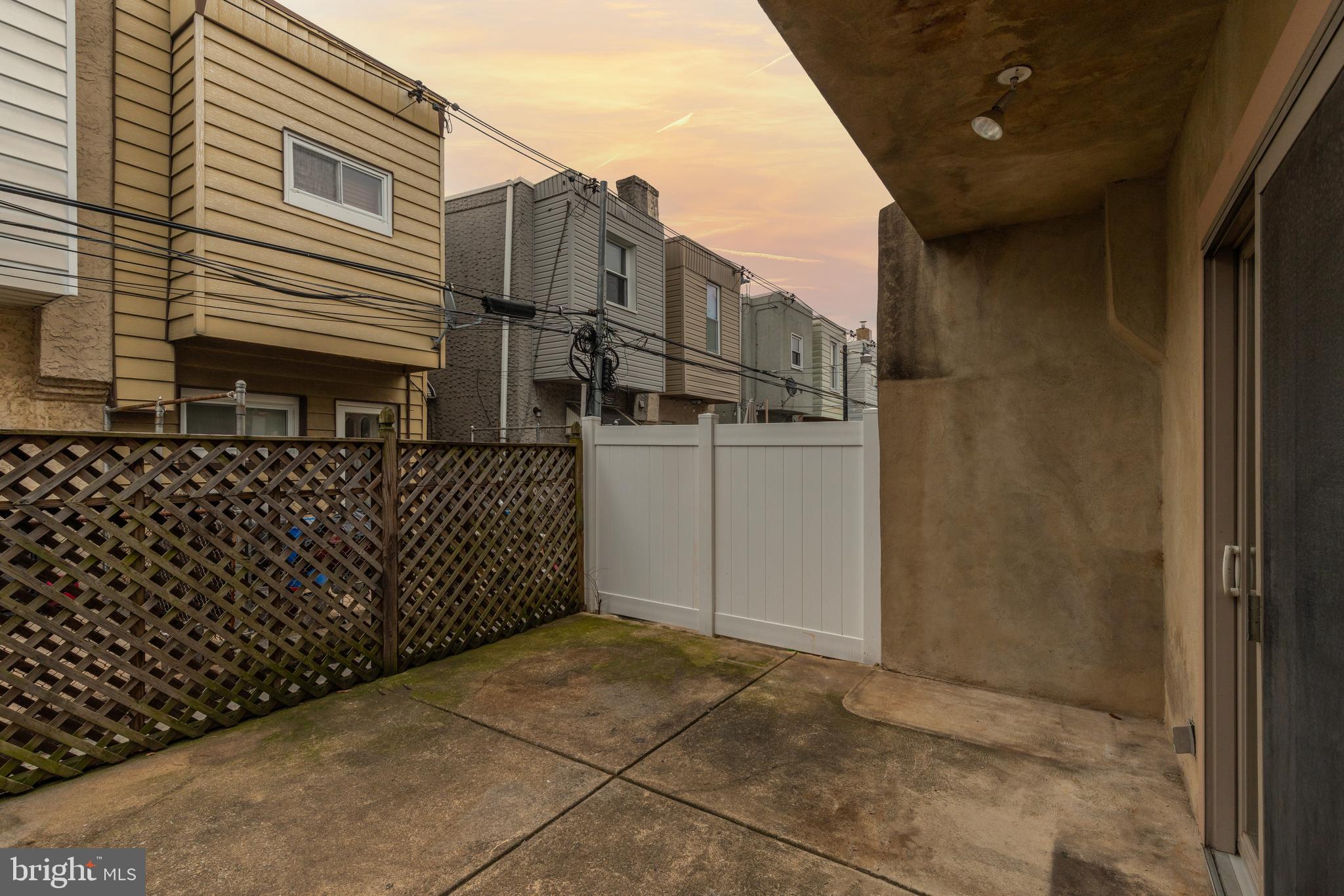 PHILADELPHIA (SOUTH) - Residential