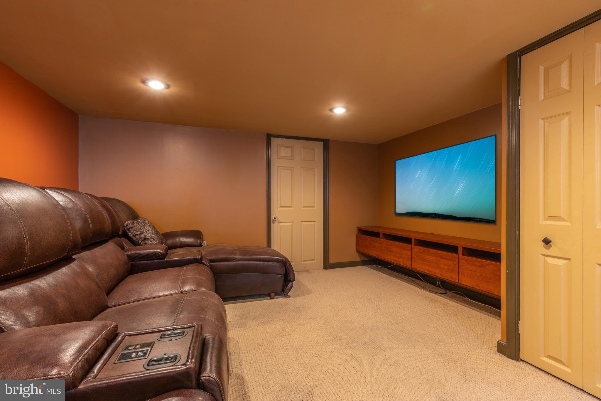 PHILADELPHIA (SOUTH) - Residential