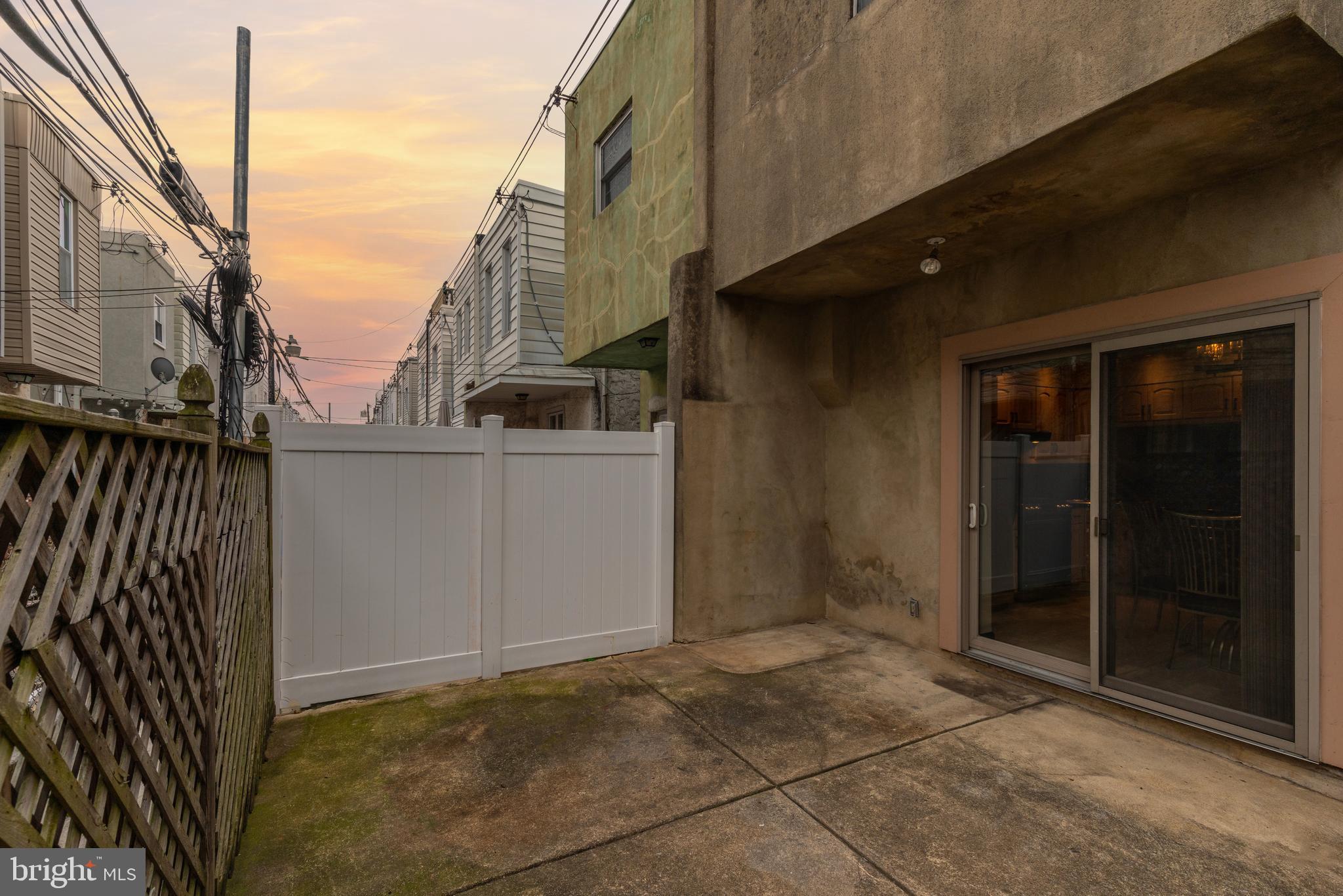 PHILADELPHIA (SOUTH) - Residential