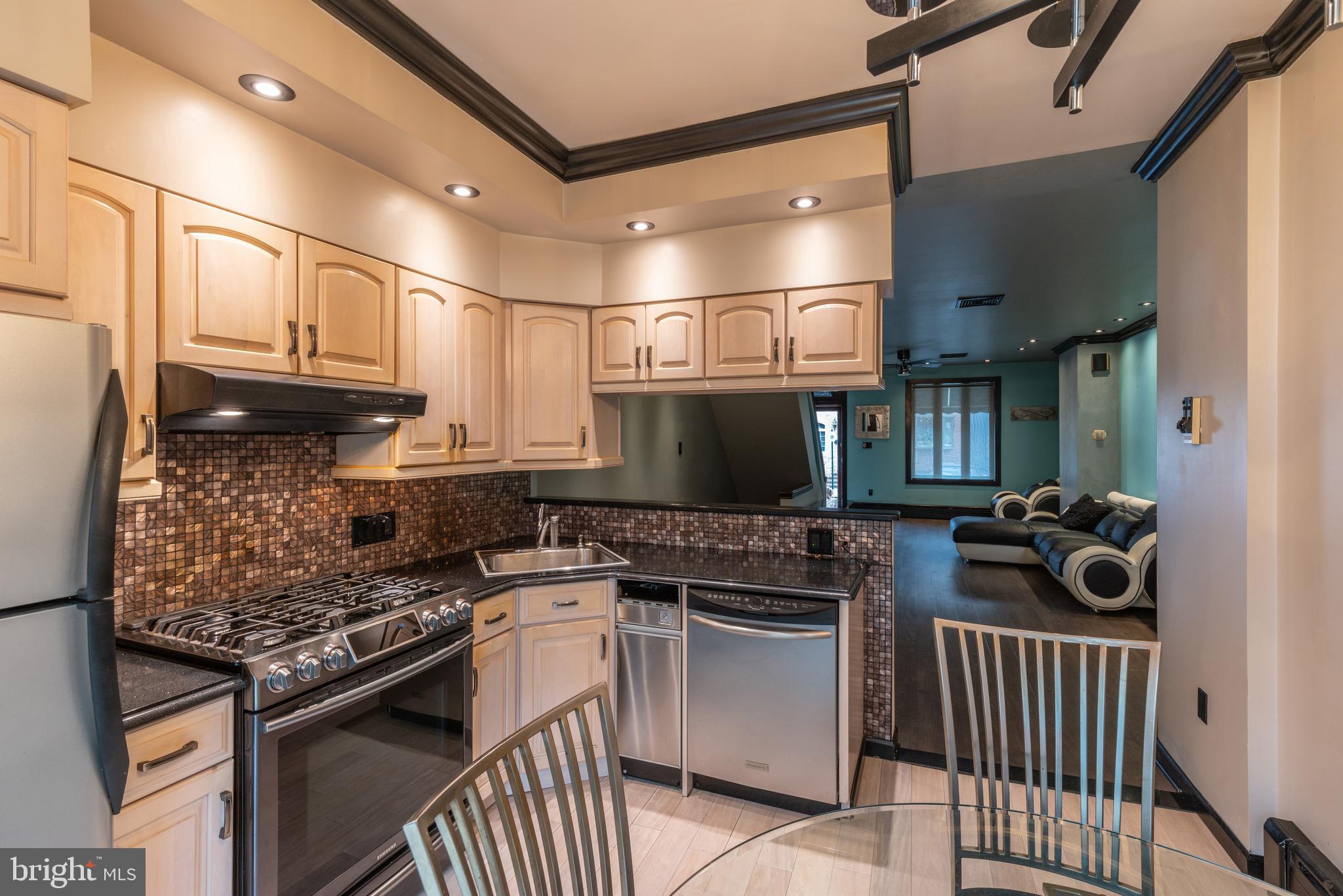 PHILADELPHIA (SOUTH) - Residential