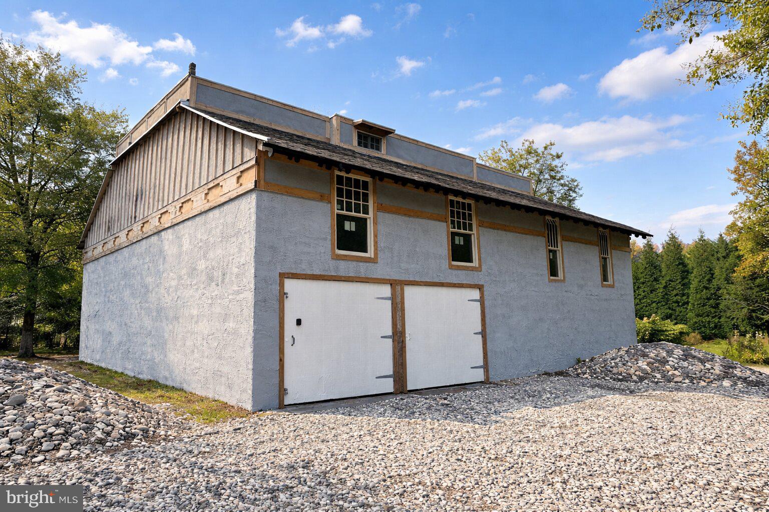 HULMEVILLE TERR - Residential