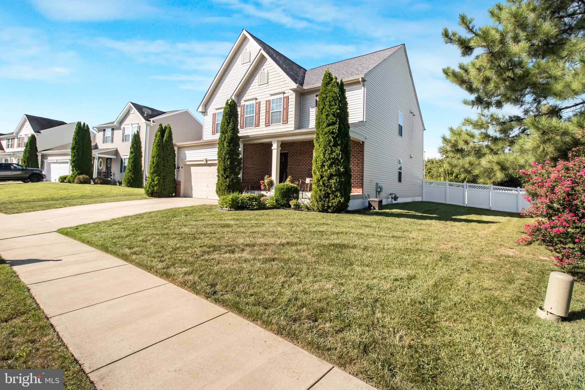 9904 BOX OAK COURT
