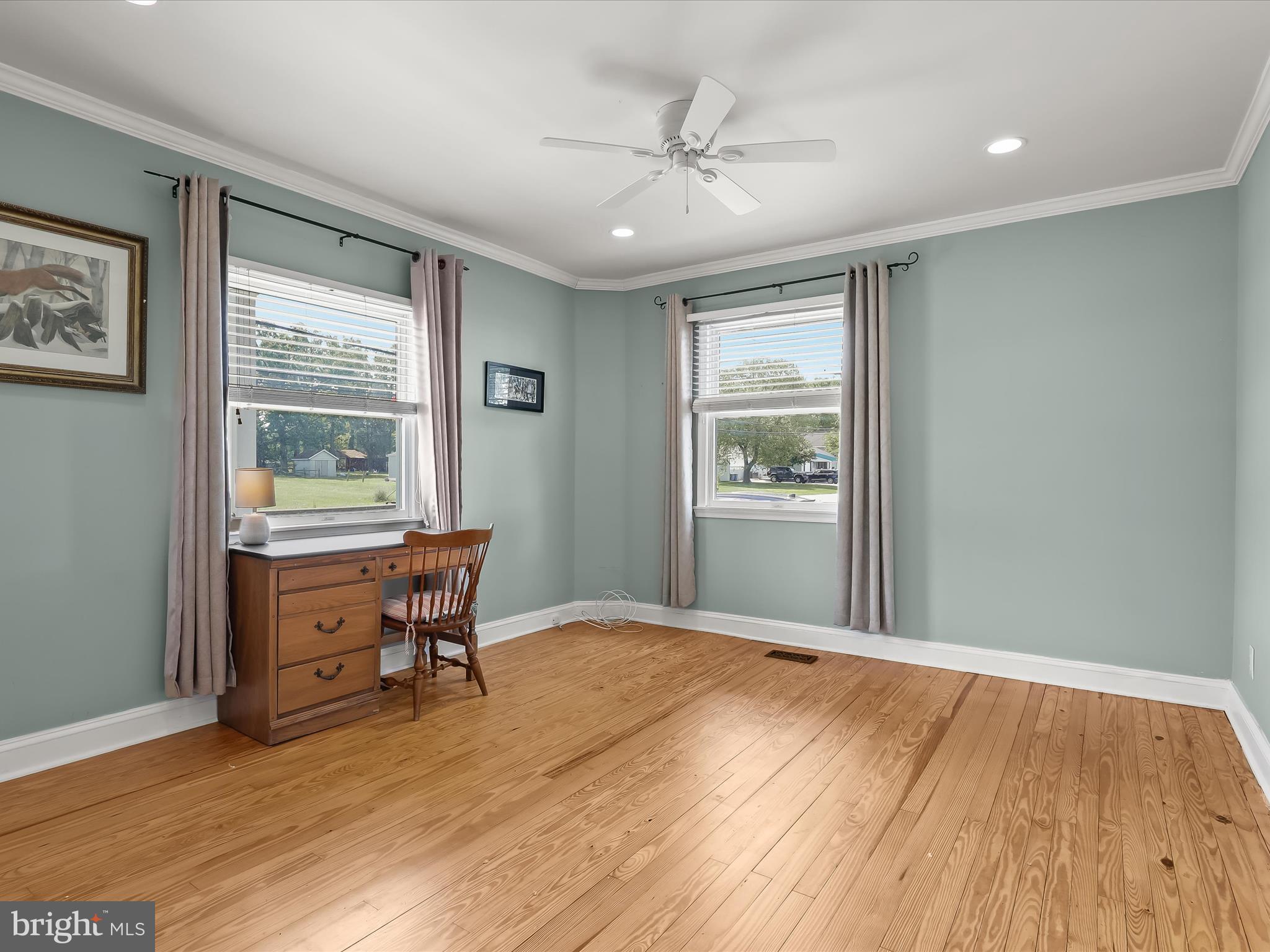 BOWLEYS QUARTERS - Residential