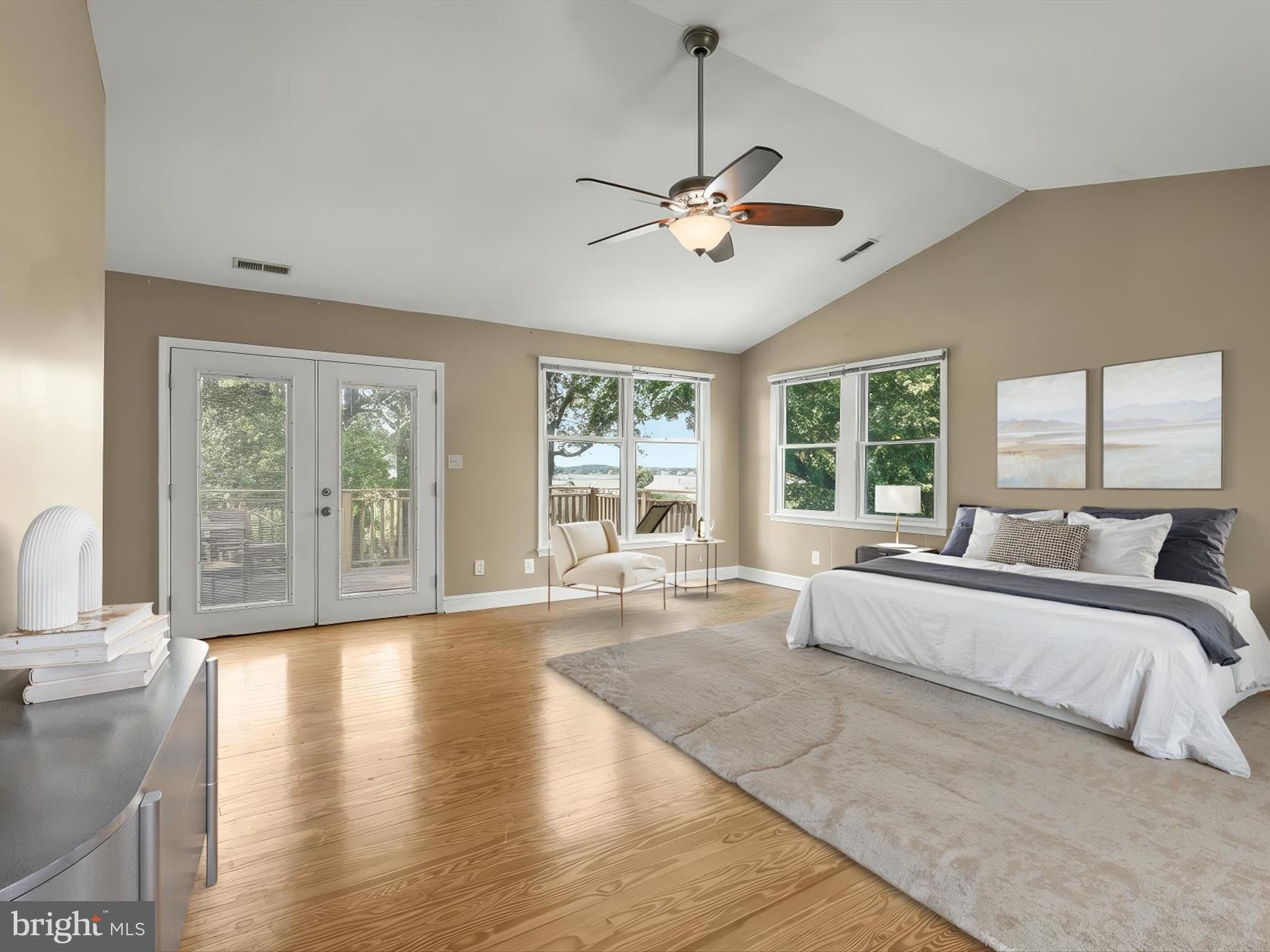 BOWLEYS QUARTERS - Residential