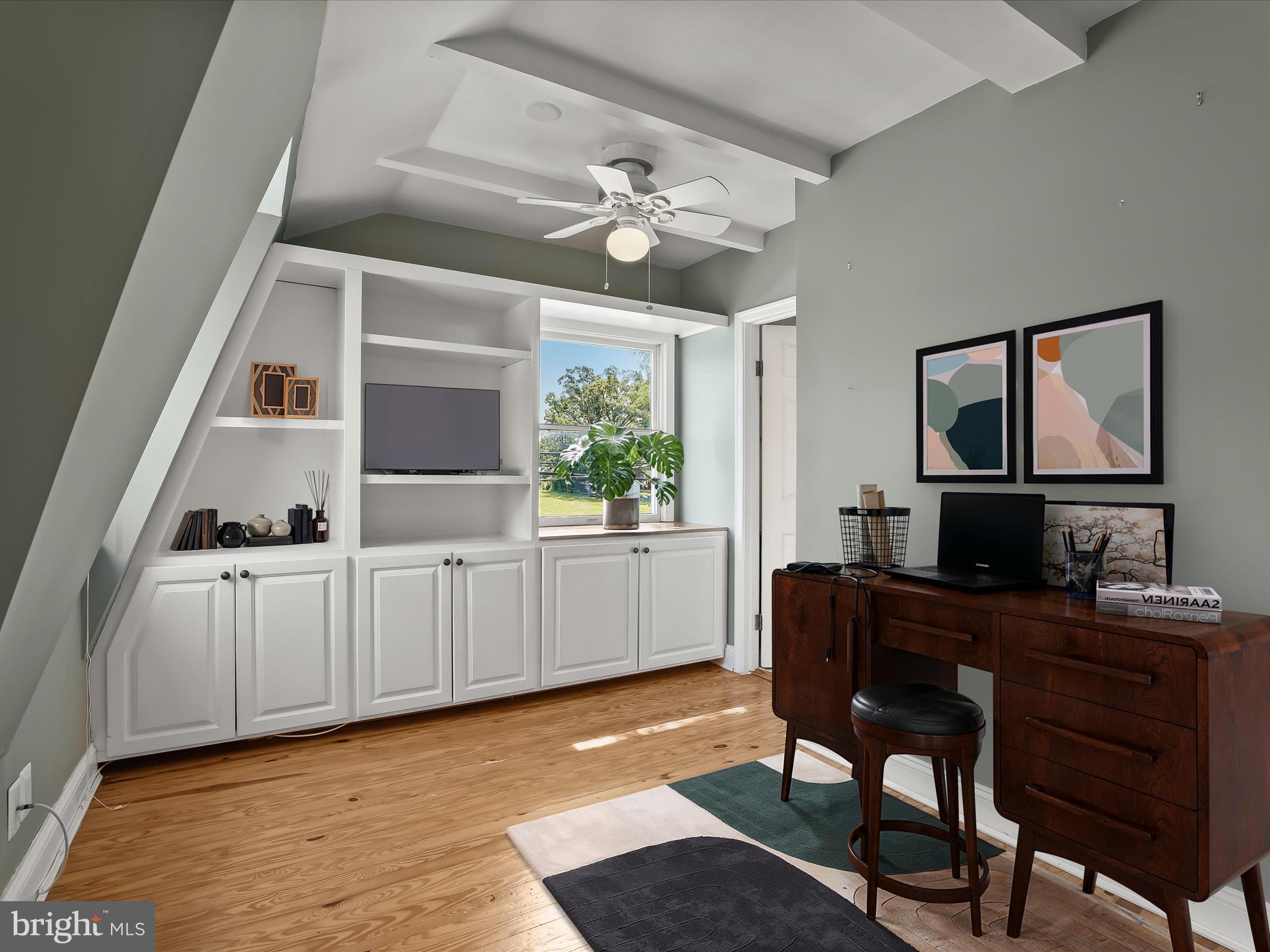 BOWLEYS QUARTERS - Residential