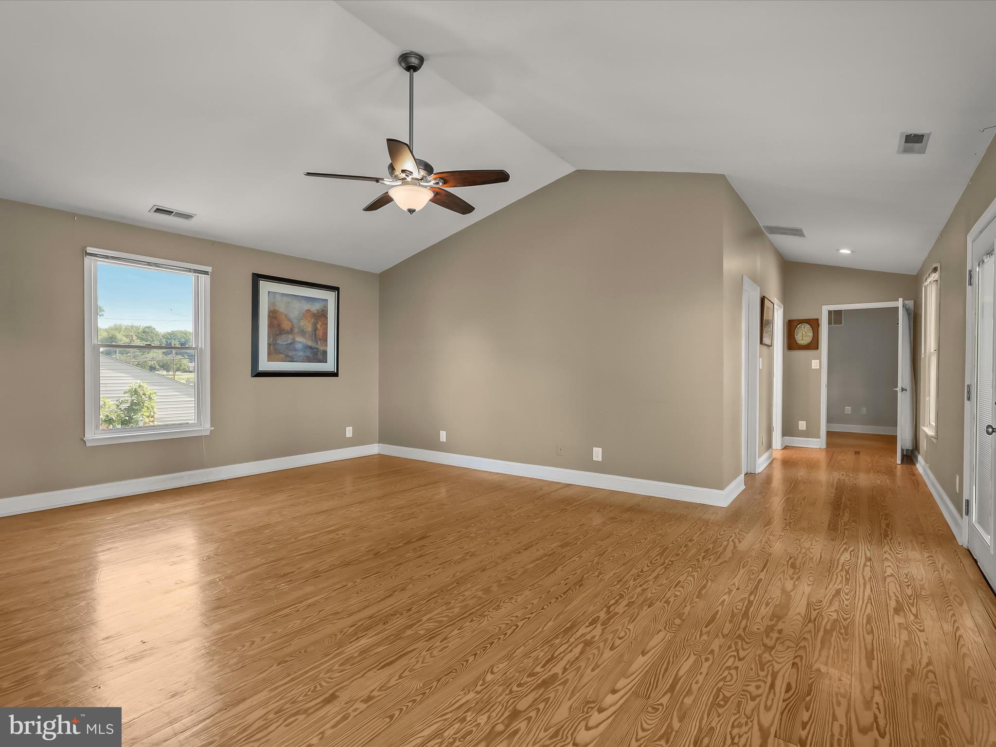 BOWLEYS QUARTERS - Residential