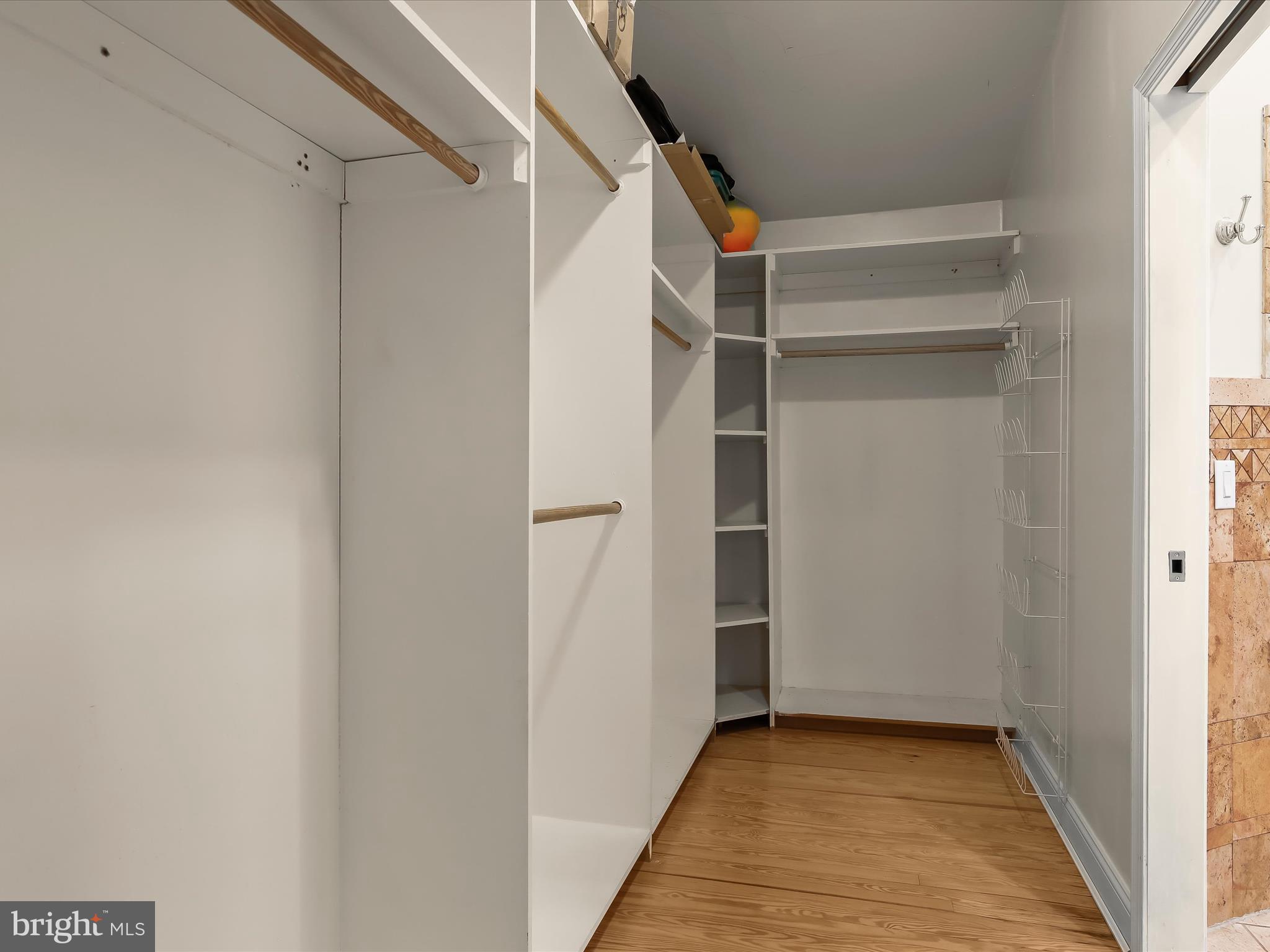 BOWLEYS QUARTERS - Residential