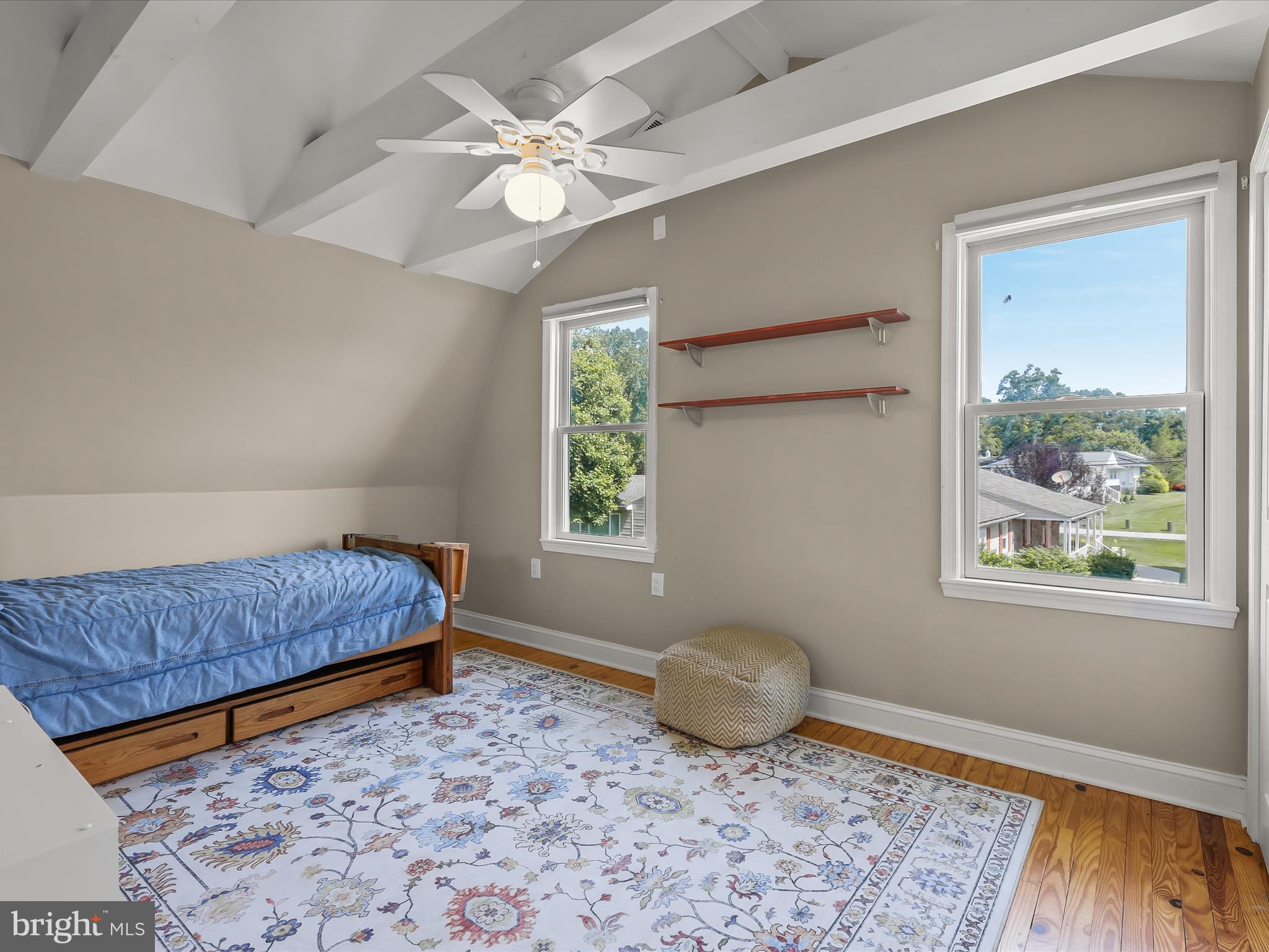 BOWLEYS QUARTERS - Residential