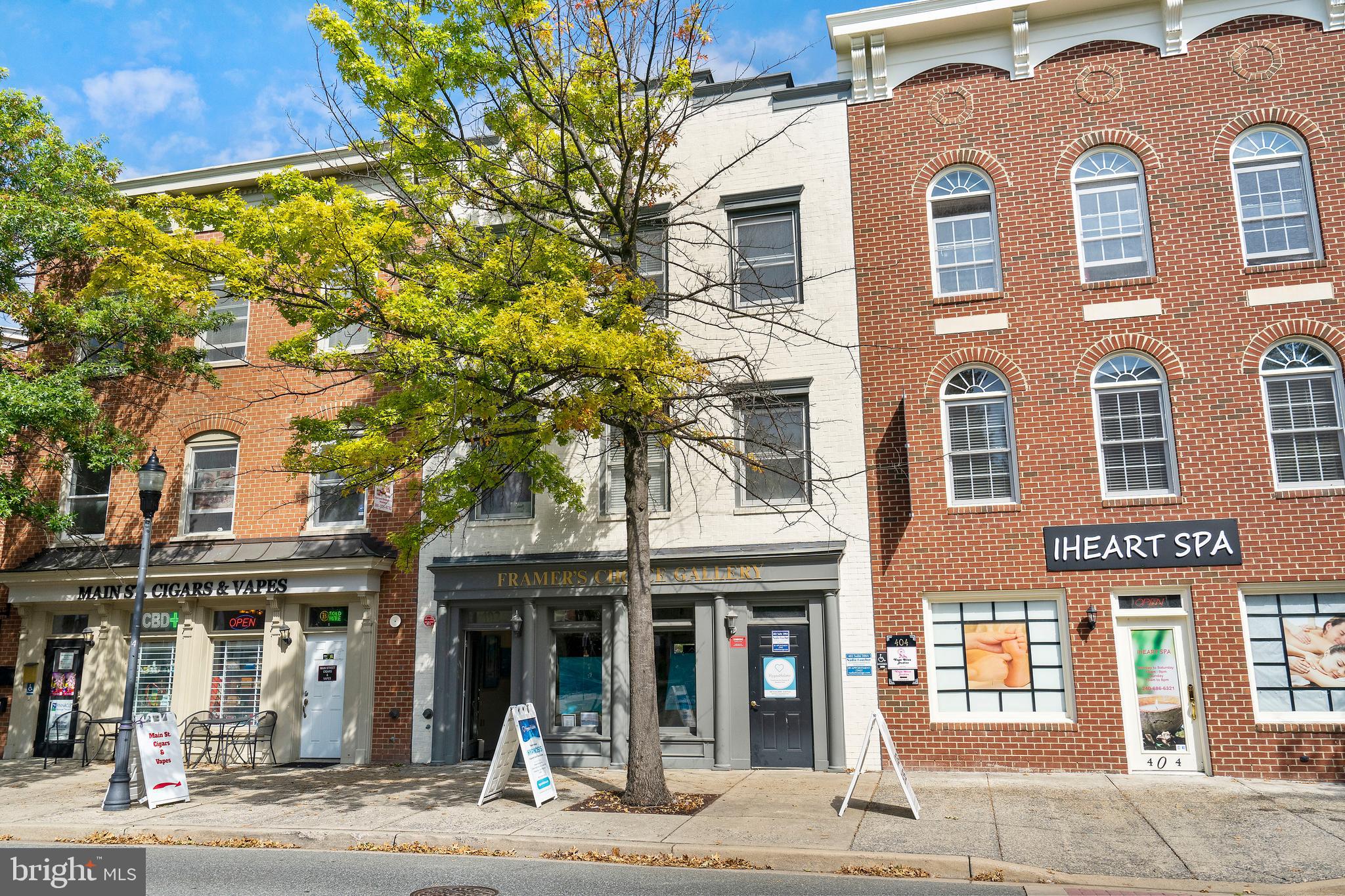 KENTLANDS MIDTOWN - Residential Lease