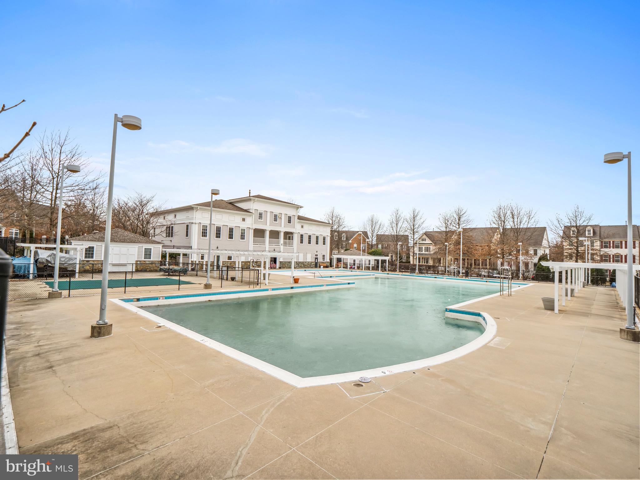 KENTLANDS MIDTOWN - Residential Lease