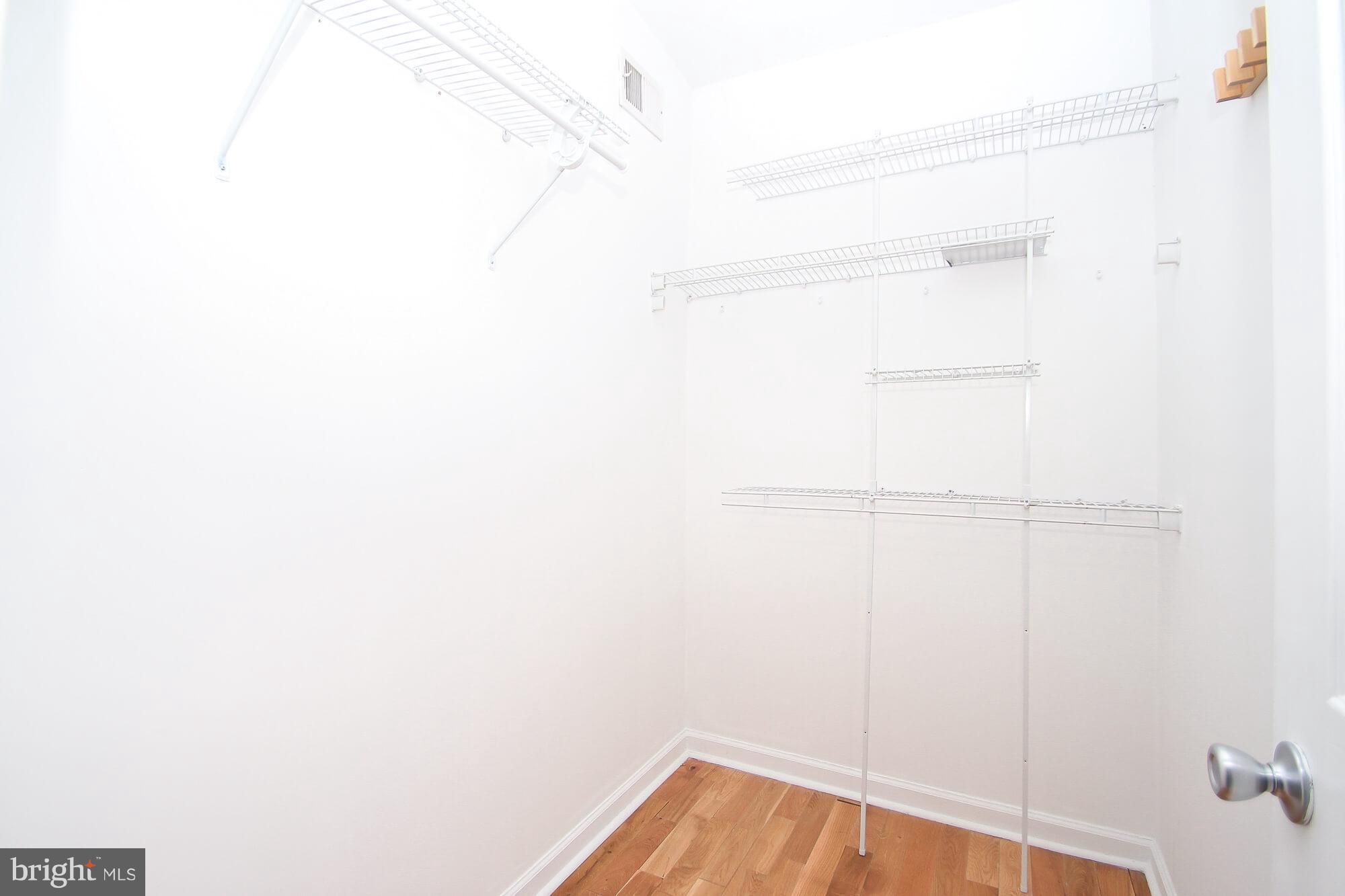 CHARLES VILLAGE - Residential