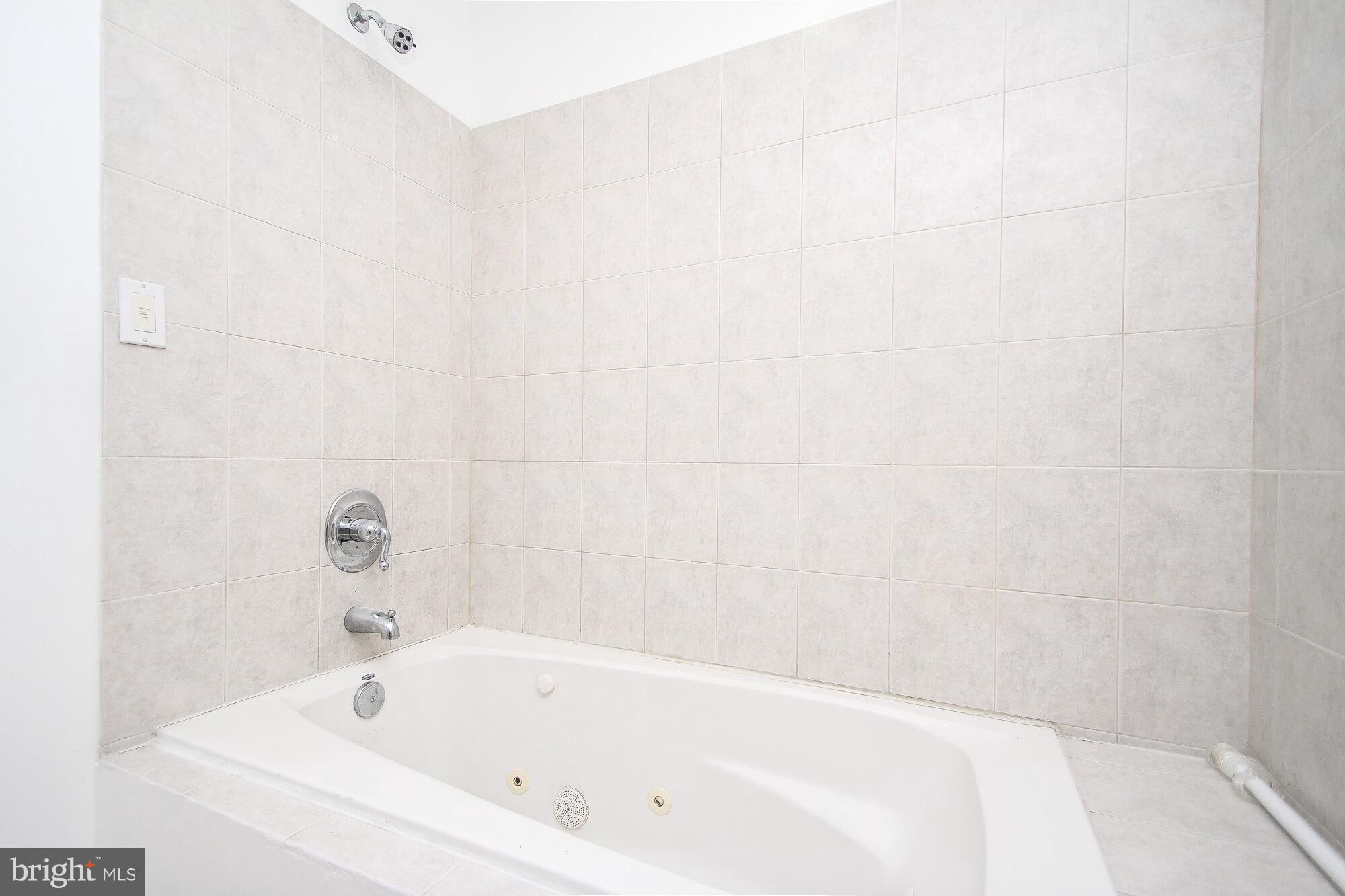 CHARLES VILLAGE - Residential