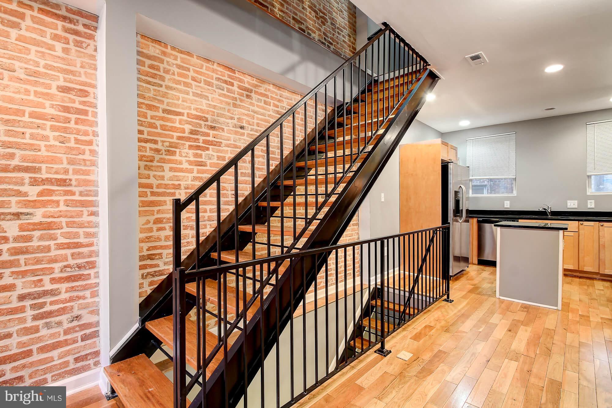 CHARLES VILLAGE - Residential