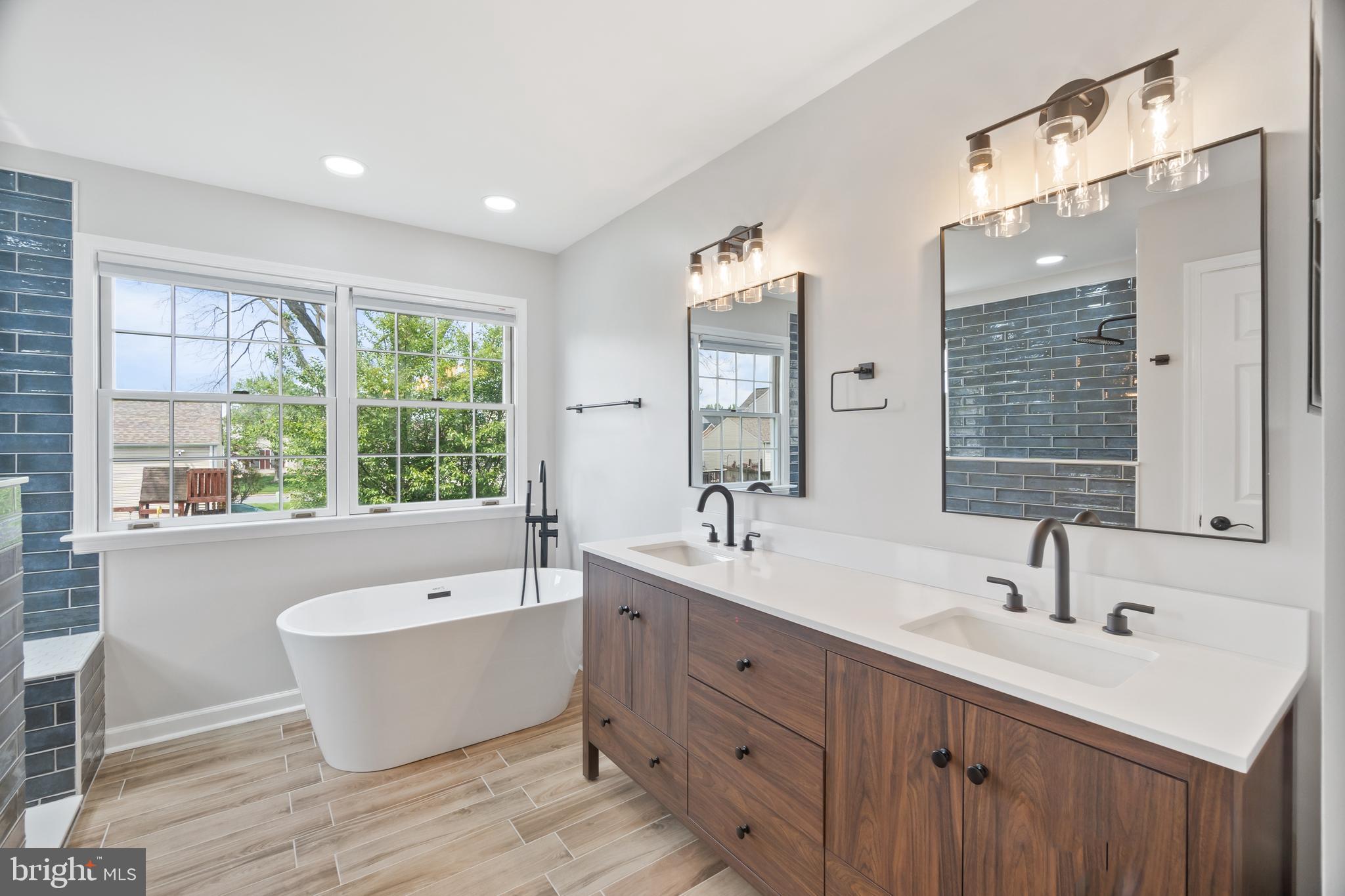 KINGSBROOK - Residential