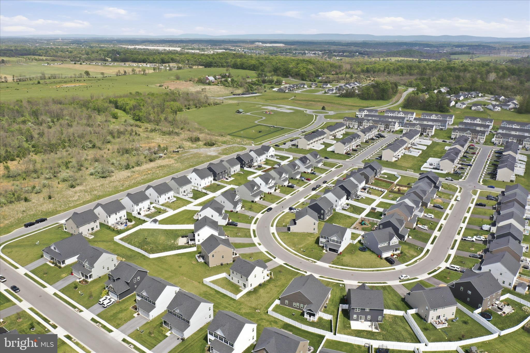 THE LAKES AT MARTINSBURG - Residential