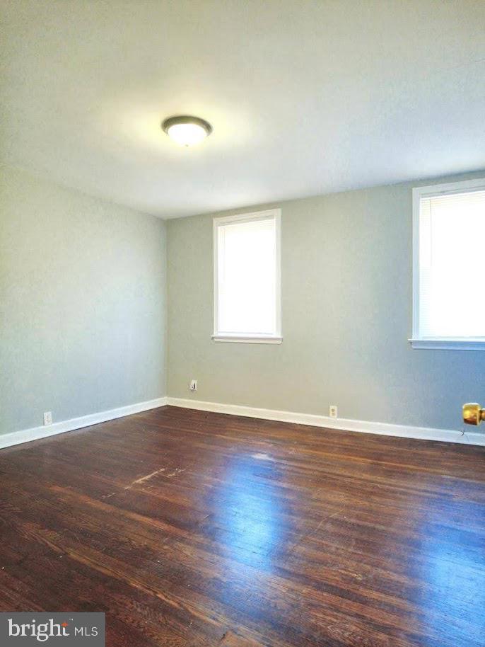 OXFORD CIRCLE - Residential