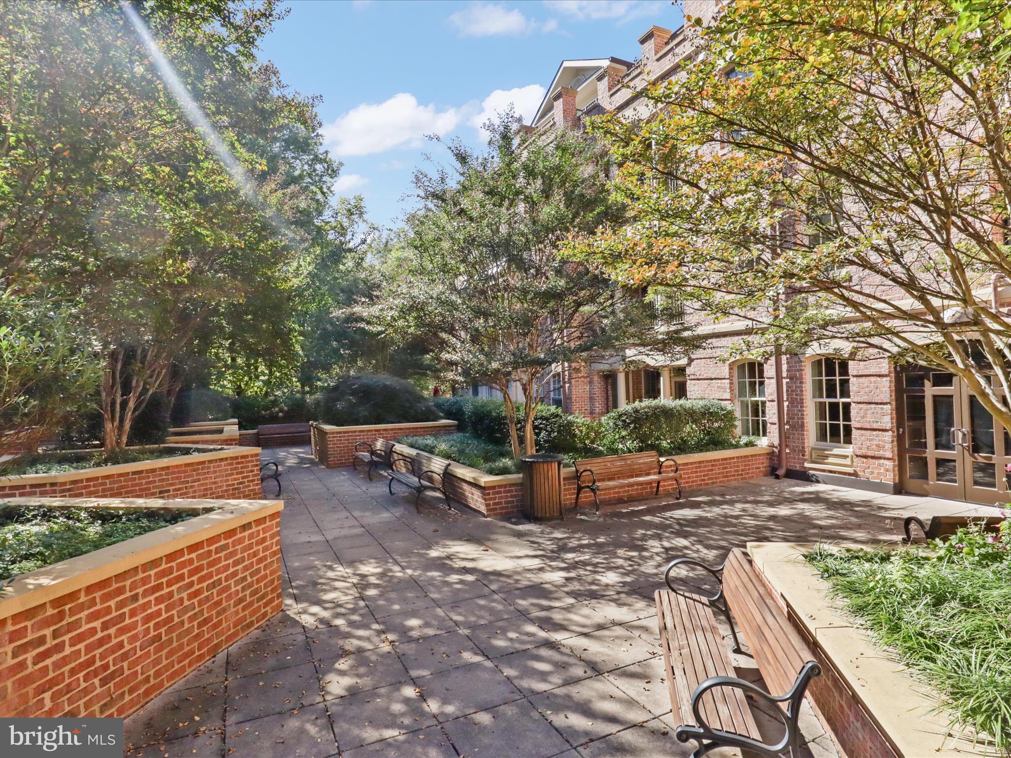 MORGAN AT MCLEAN - Residential