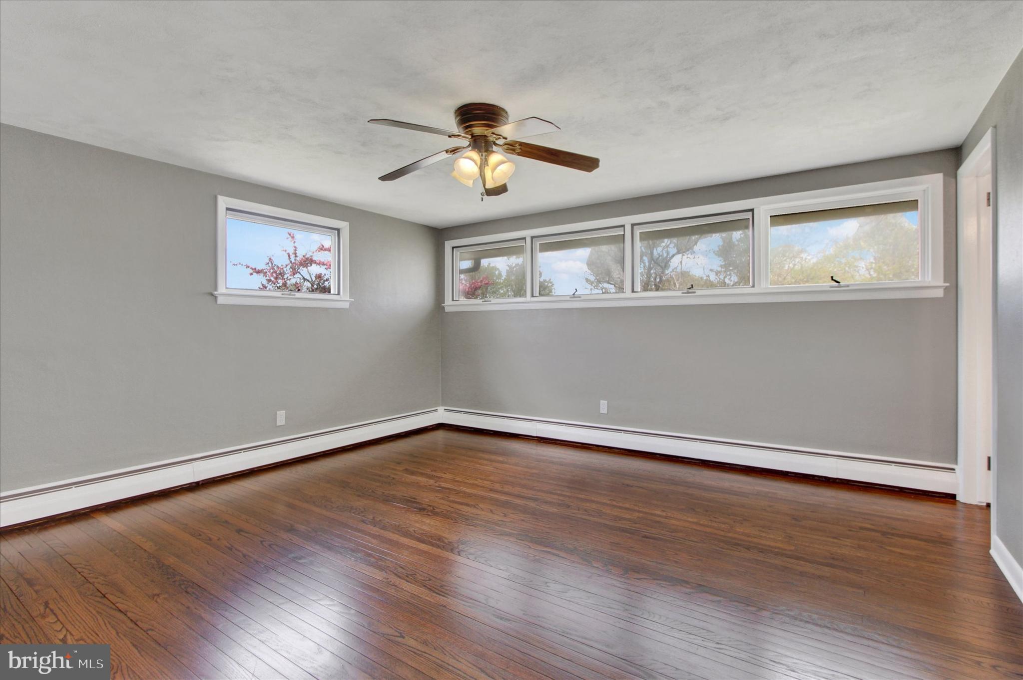 NORTHVIEW HILLS - Residential