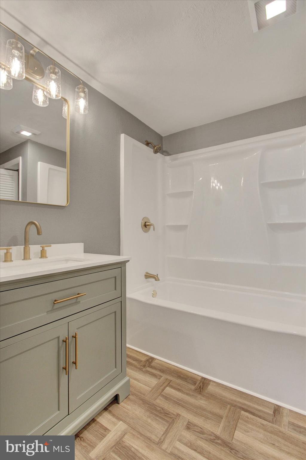 NORTHVIEW HILLS - Residential