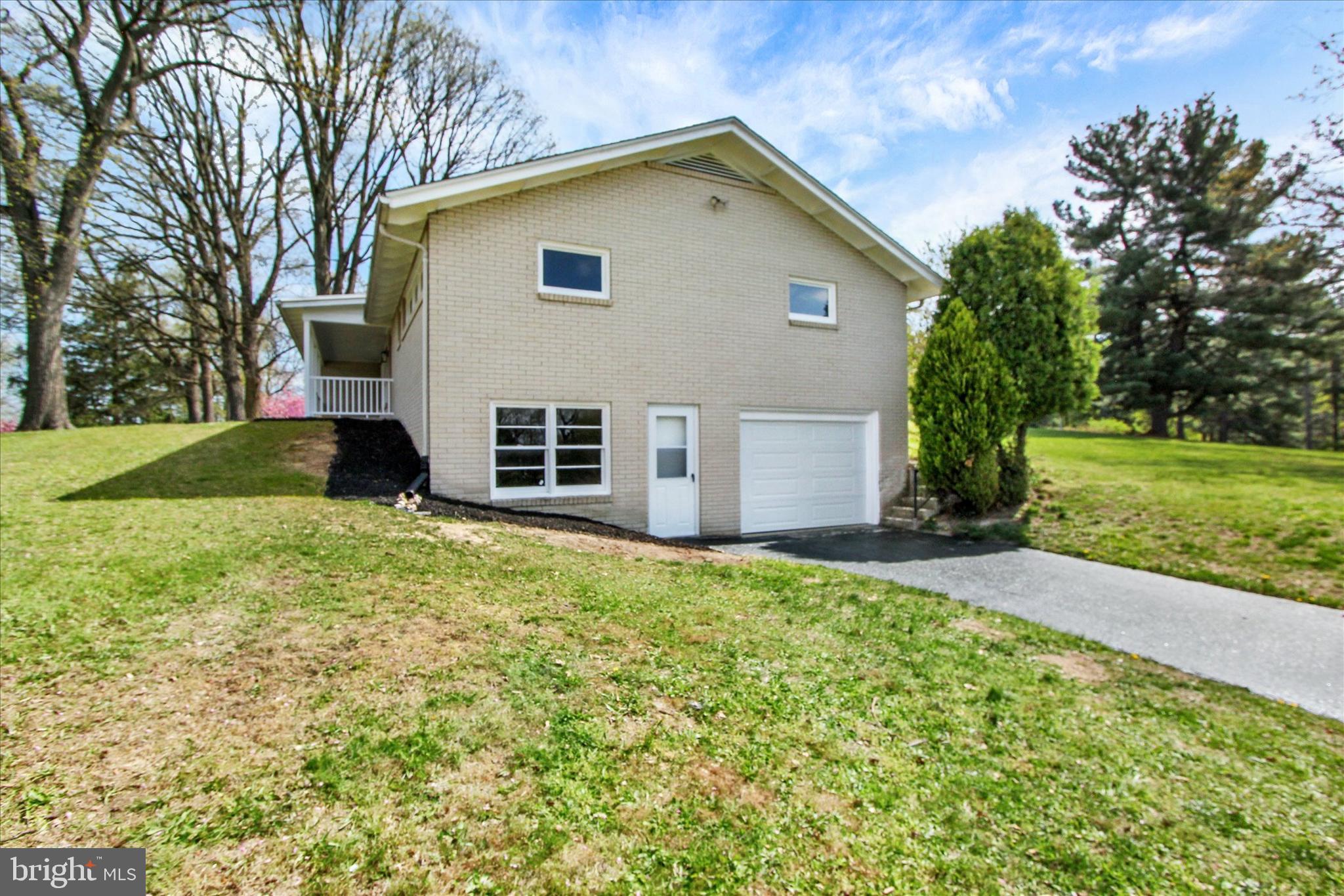 NORTHVIEW HILLS - Residential