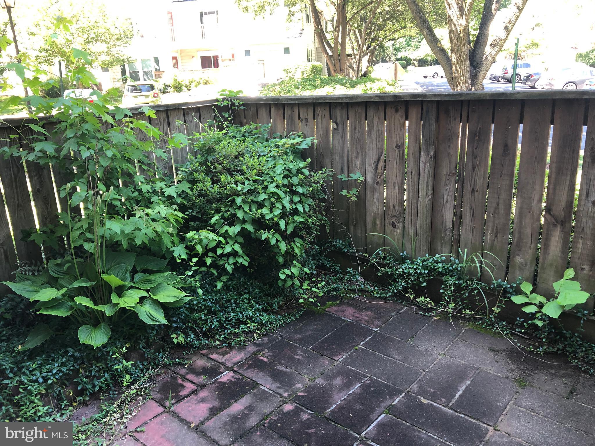 VILLAS WILLOW COVE CODM - Residential