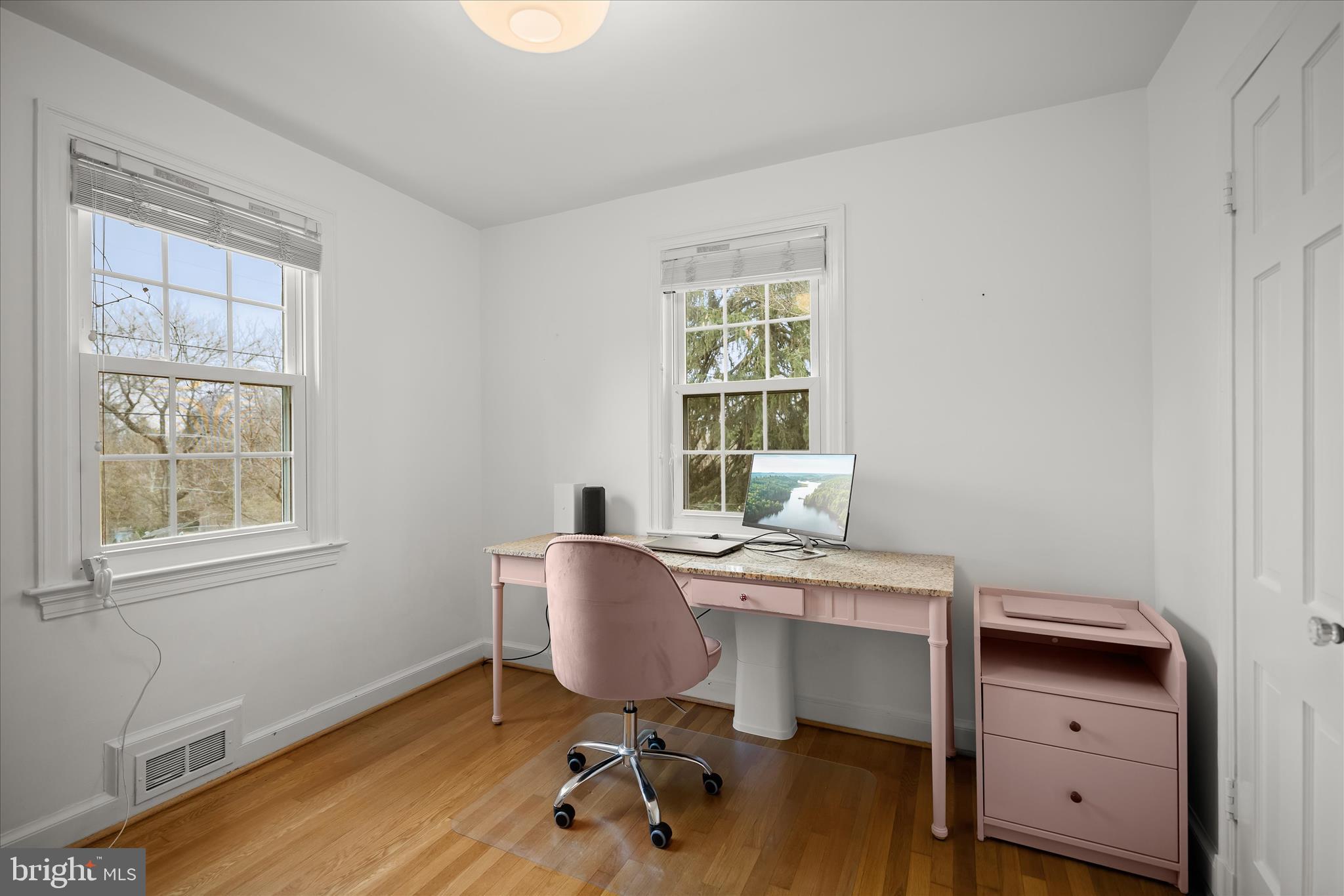 HILLANDALE - Residential