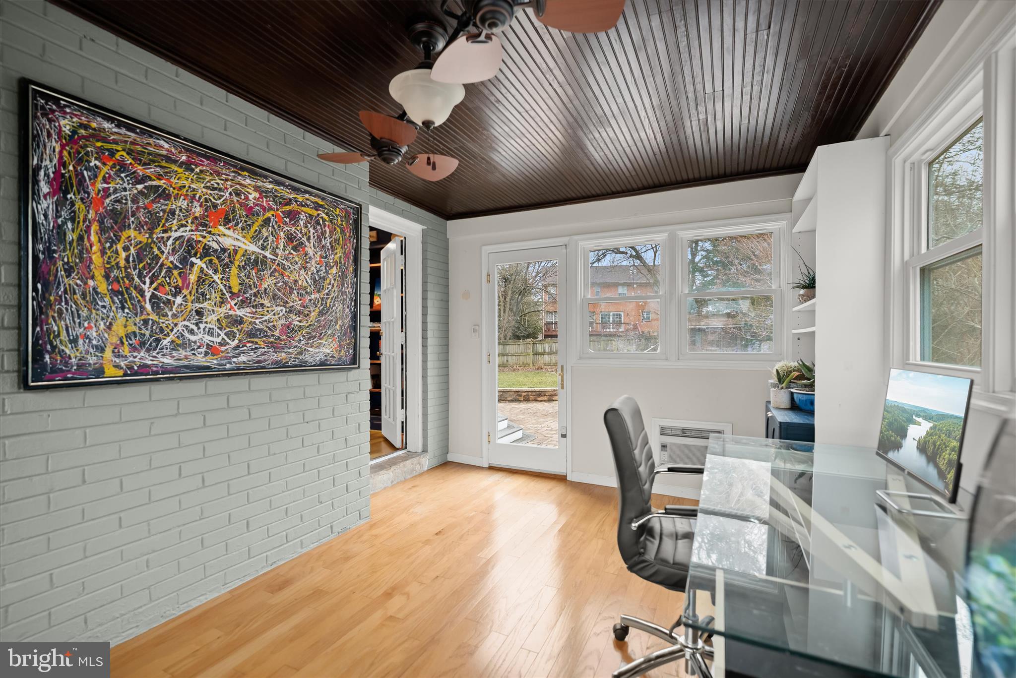 HILLANDALE - Residential