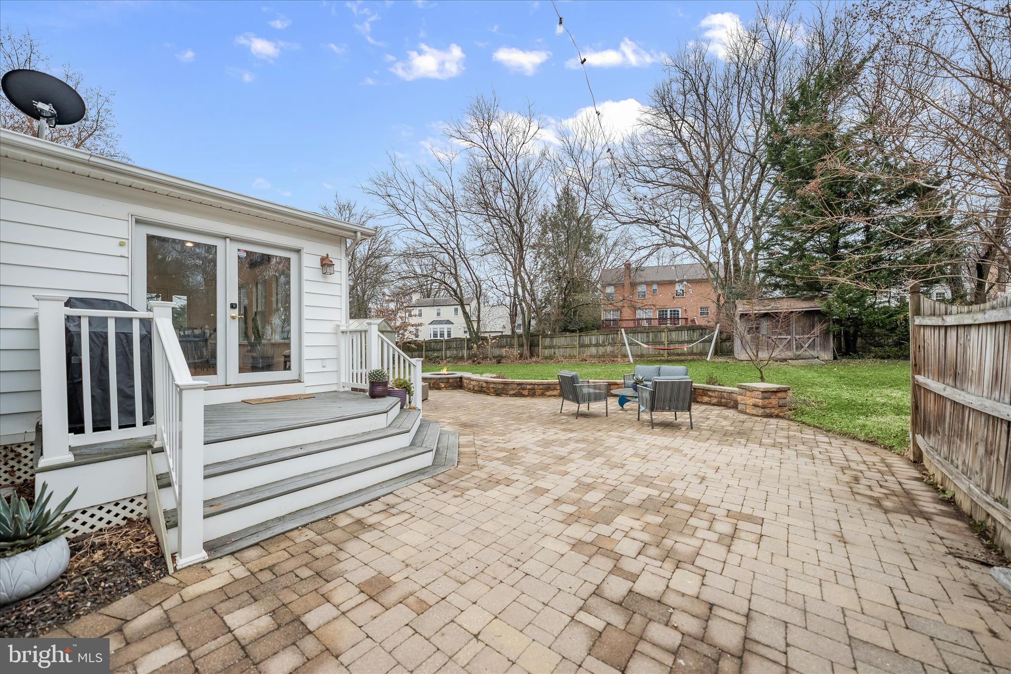 HILLANDALE - Residential