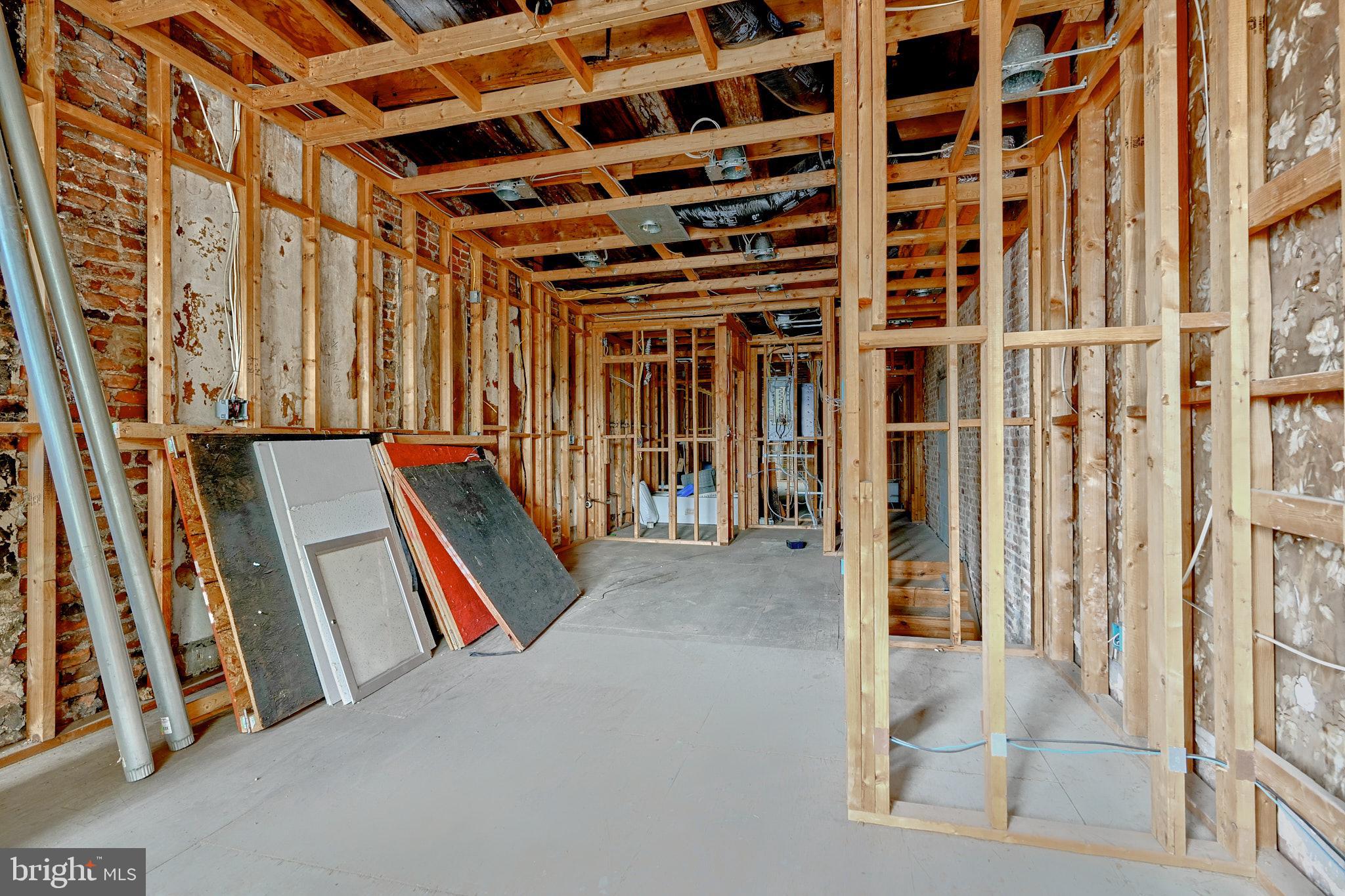 HOLLINS MARKET - Commercial Sale