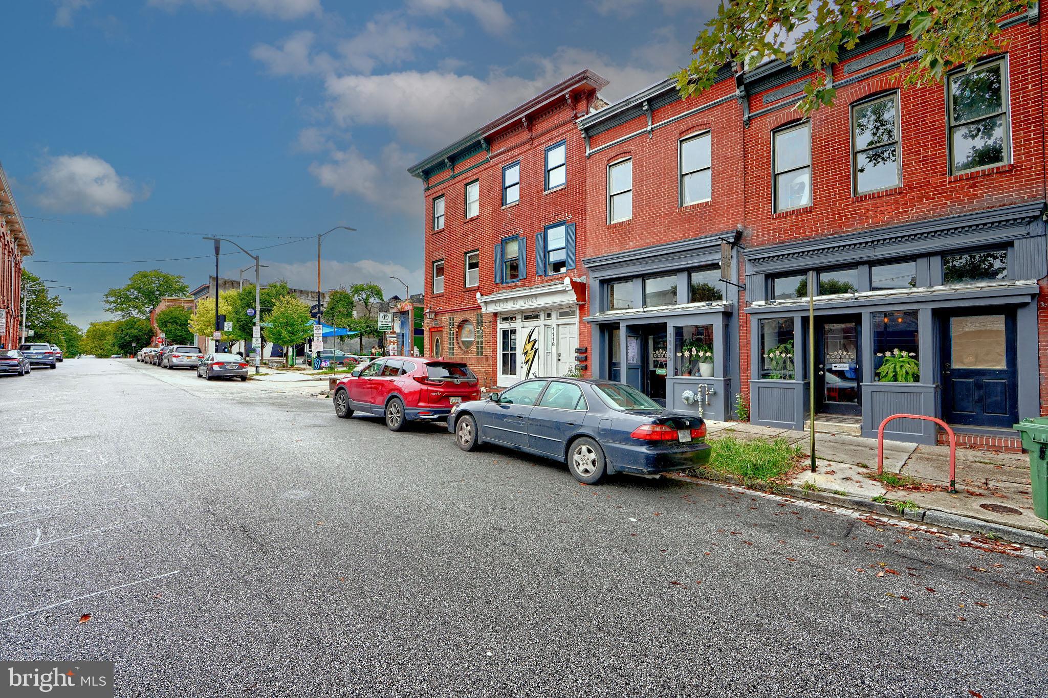 HOLLINS MARKET - Commercial Sale