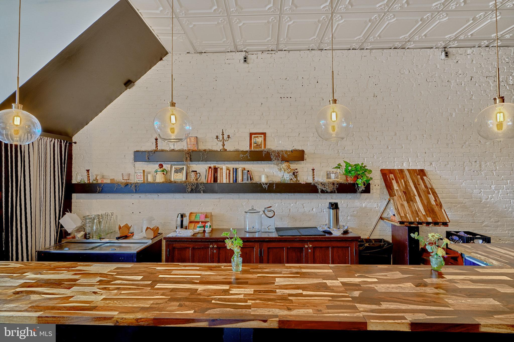 HOLLINS MARKET - Commercial Sale