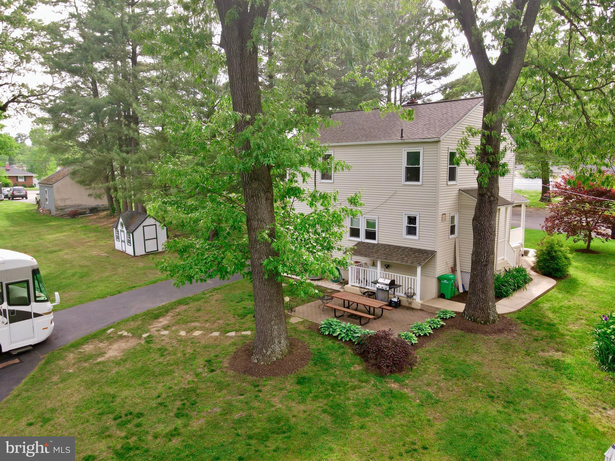 CALVERTON - Residential