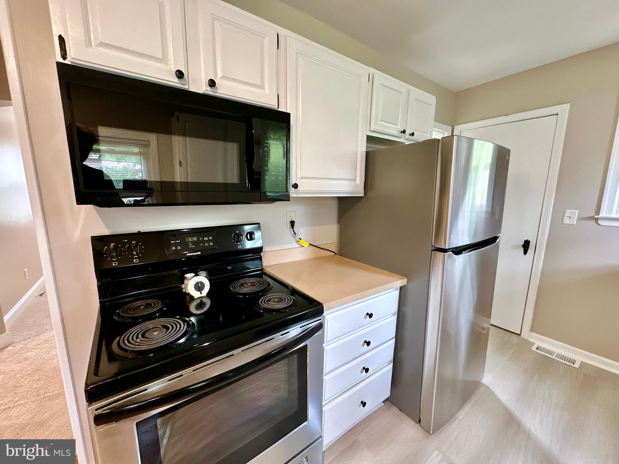 CALVERTON - Residential