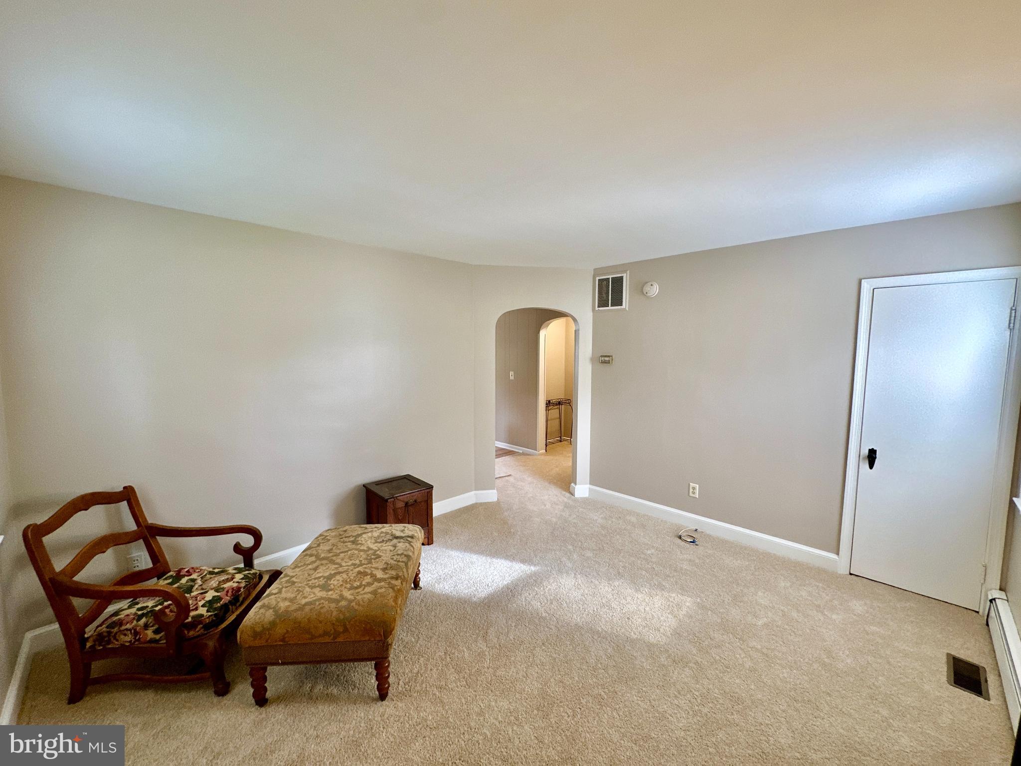 CALVERTON - Residential