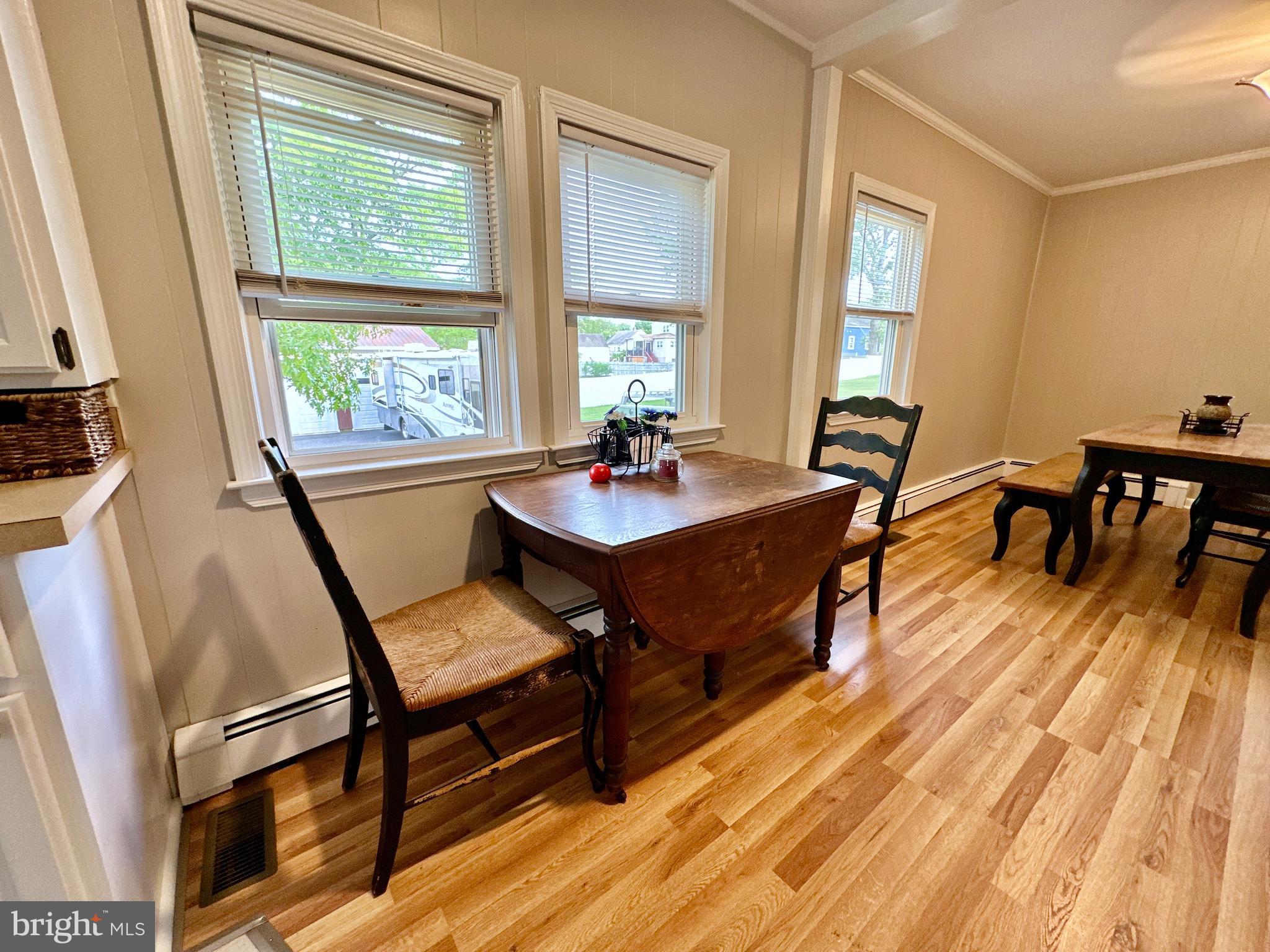 CALVERTON - Residential