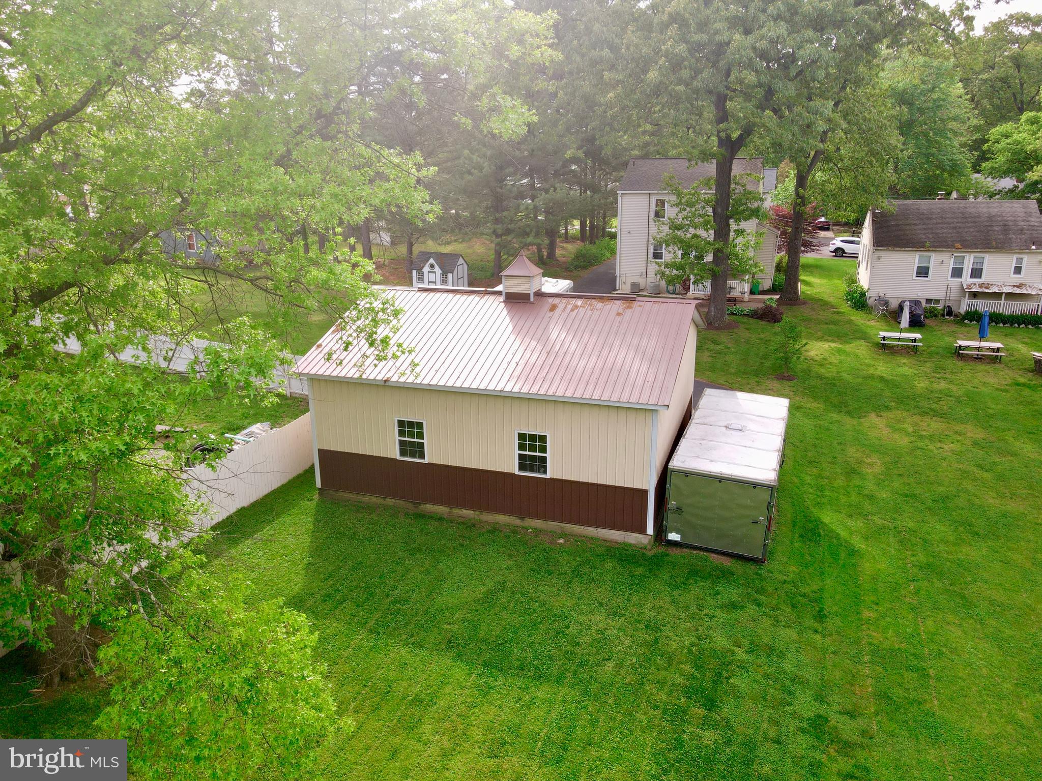 CALVERTON - Residential