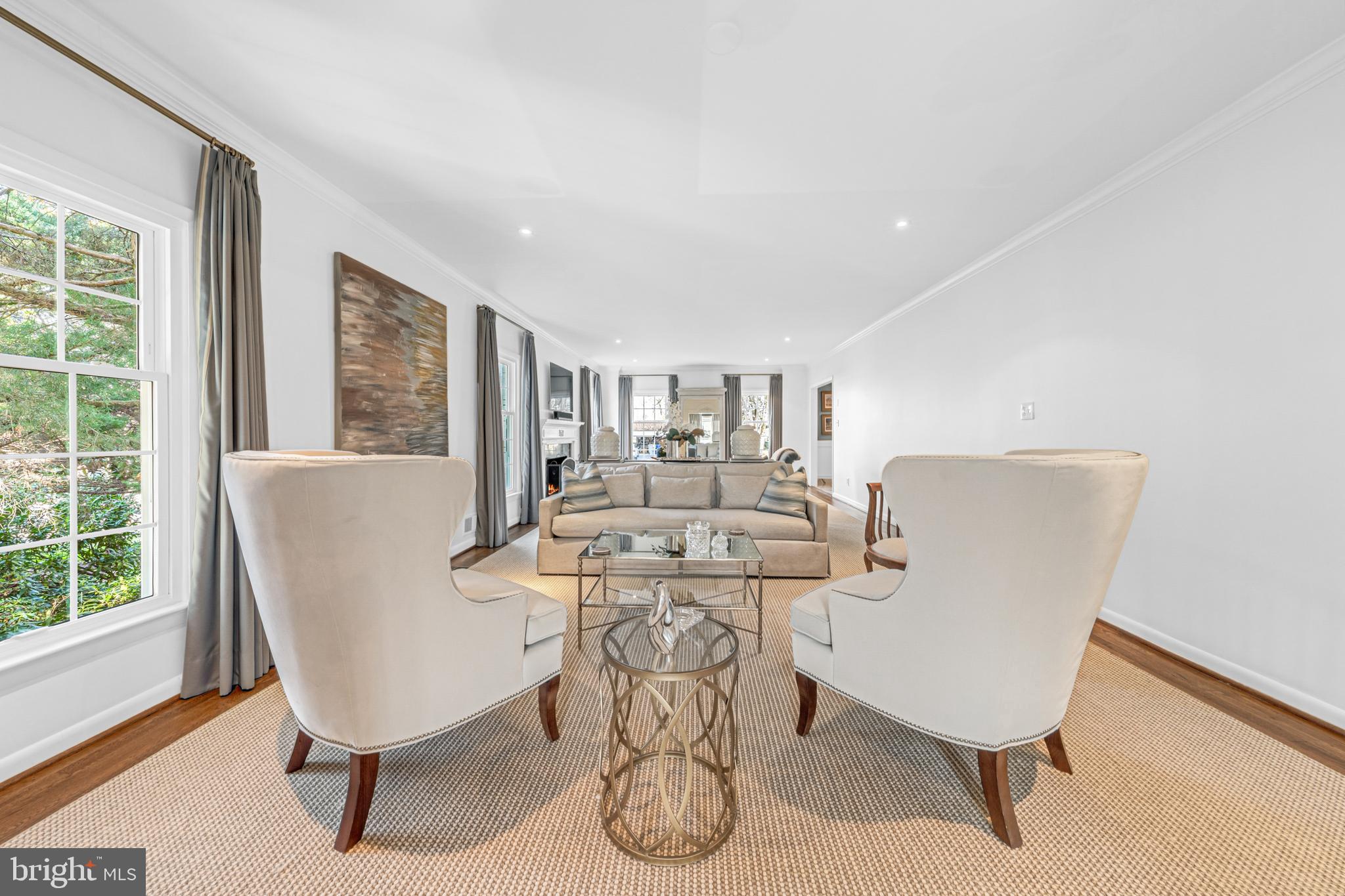 CHAIN BRIDGE FOREST - Residential