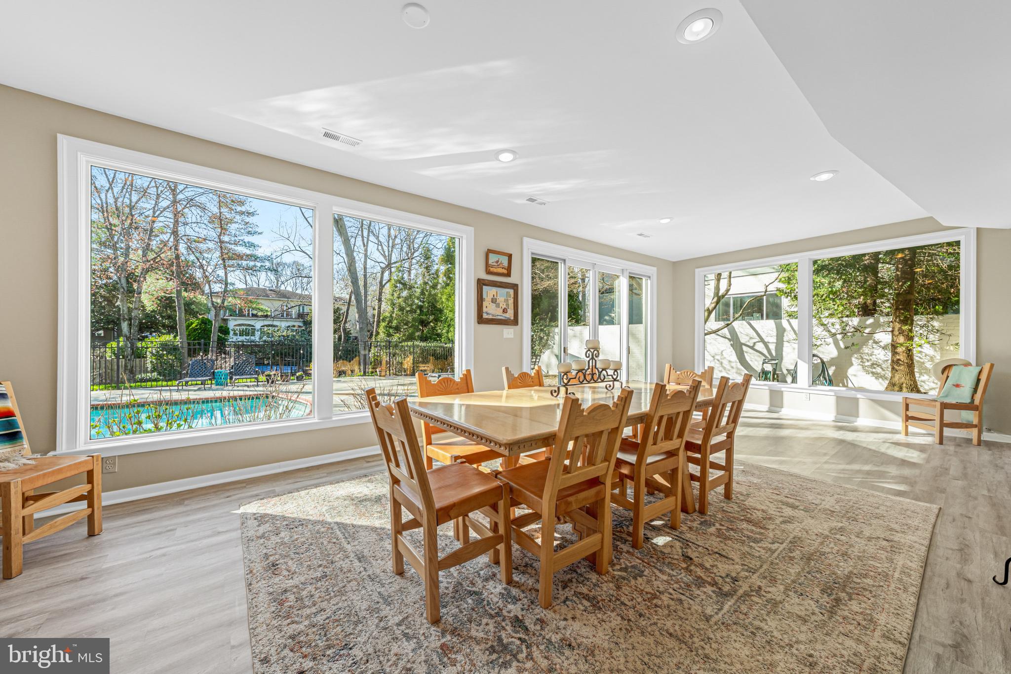 CHAIN BRIDGE FOREST - Residential