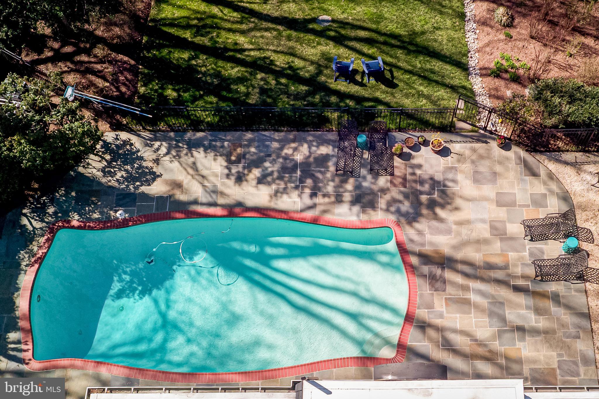 CHAIN BRIDGE FOREST - Residential