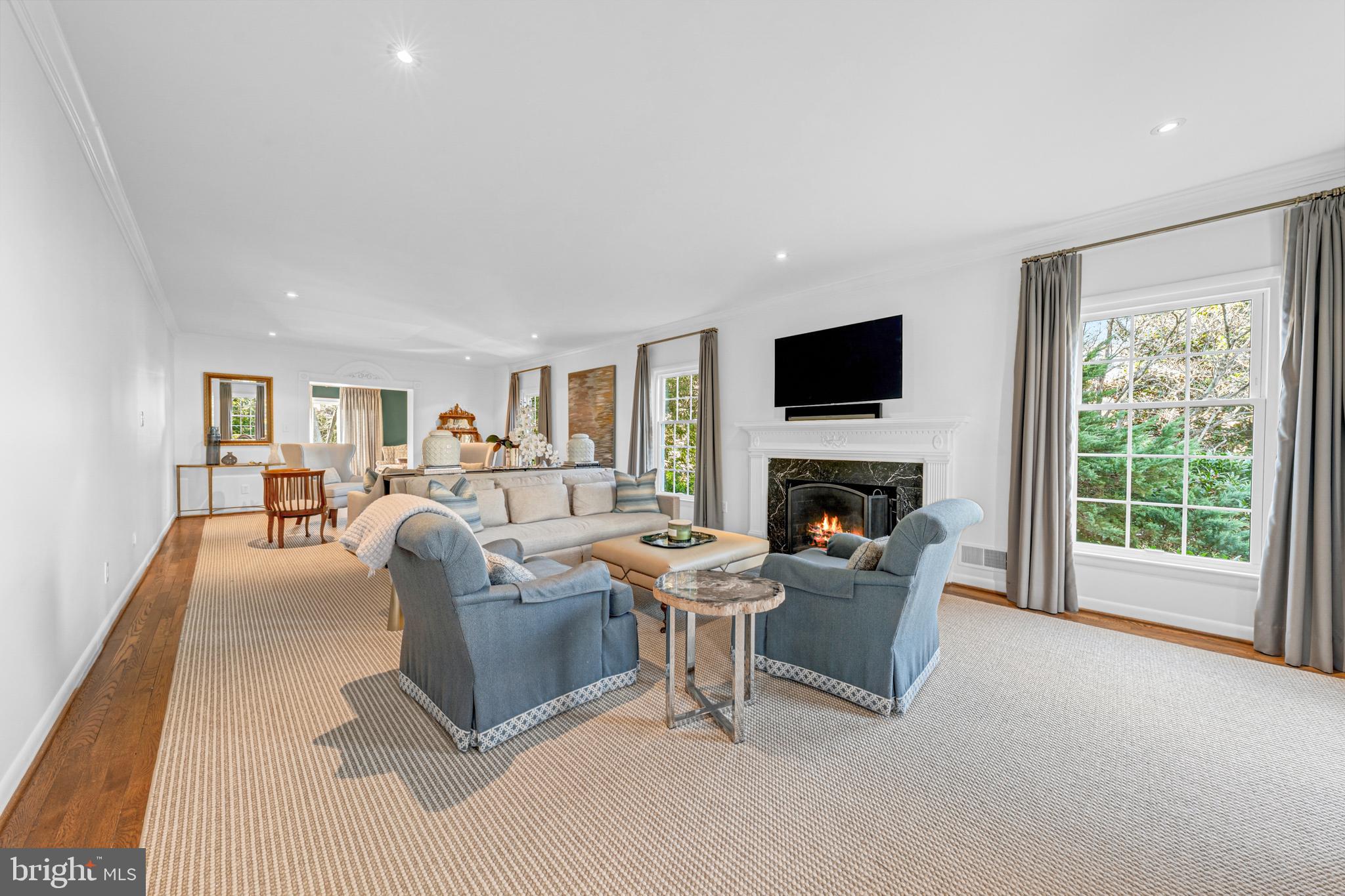 CHAIN BRIDGE FOREST - Residential