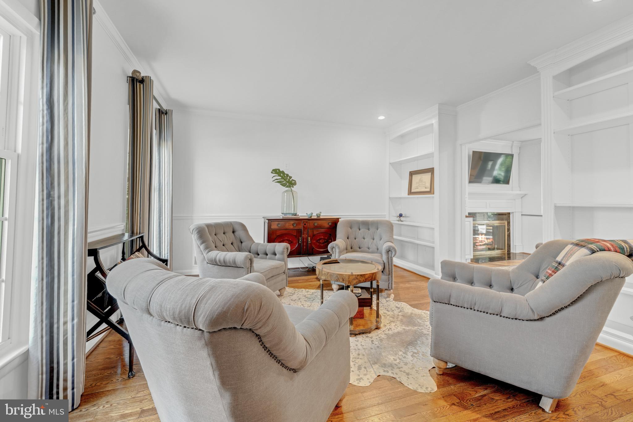 CHAIN BRIDGE FOREST - Residential