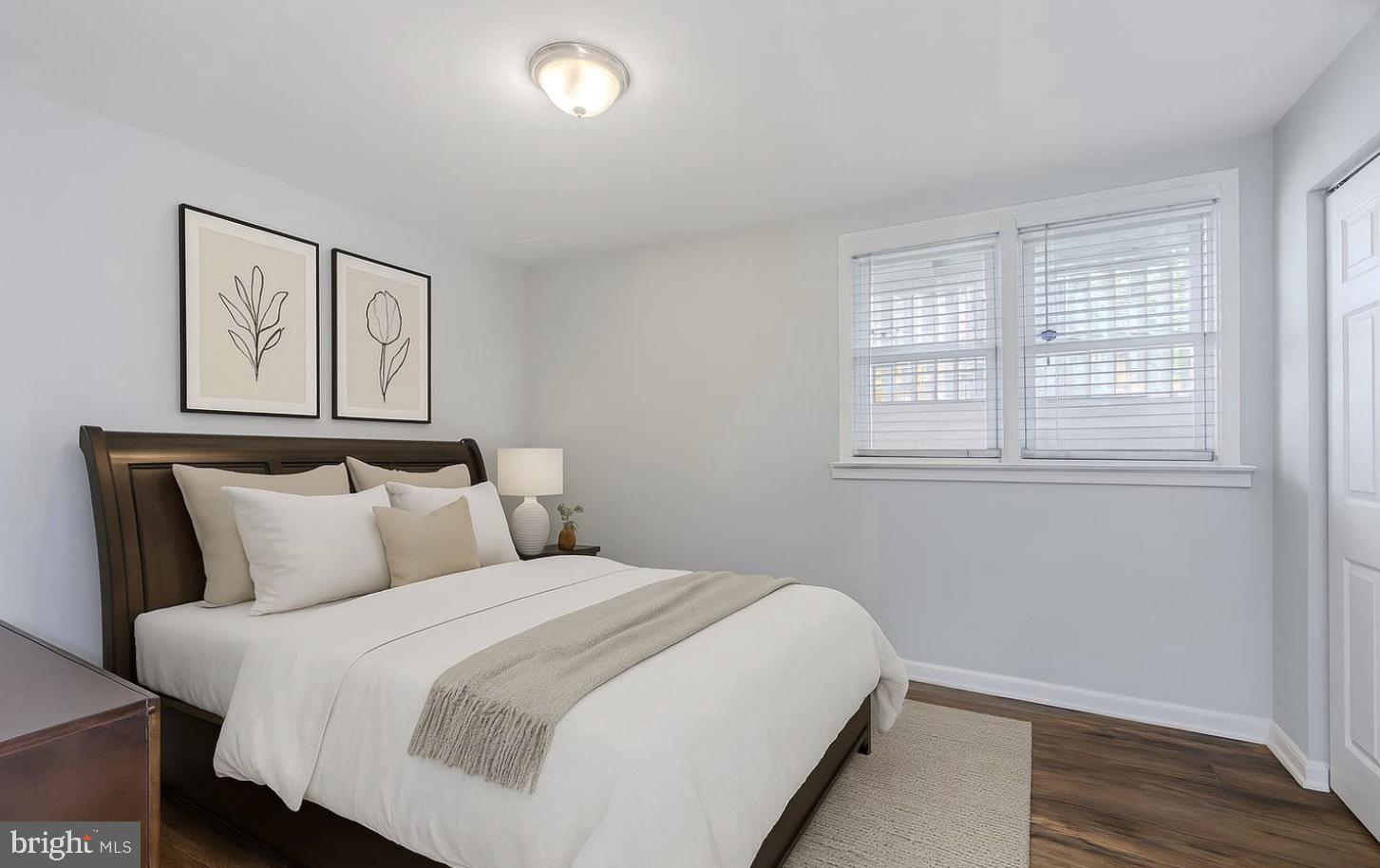 IVERSON MEWS CONDOMINIUM - Residential