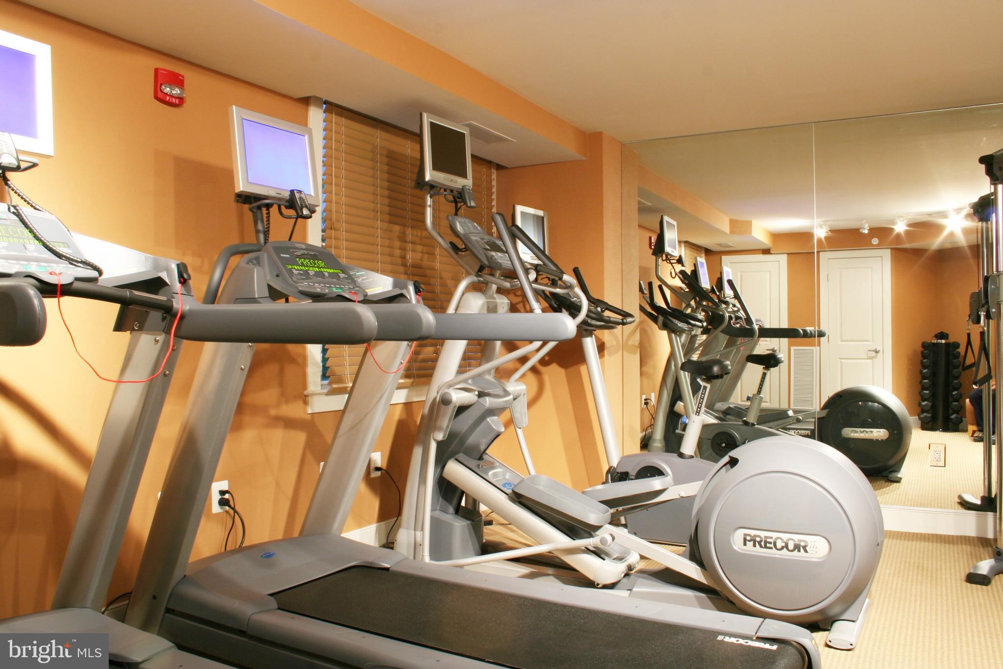 COURTHOUSE - Residential Lease