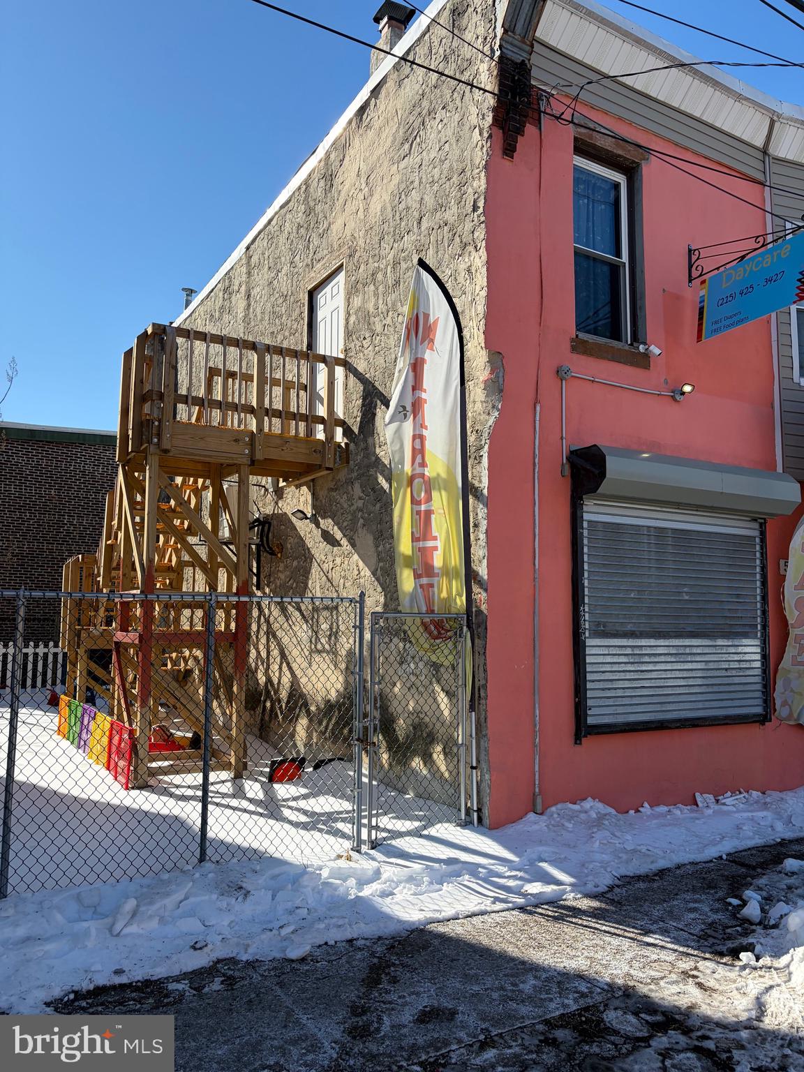 KENSINGTON - Residential