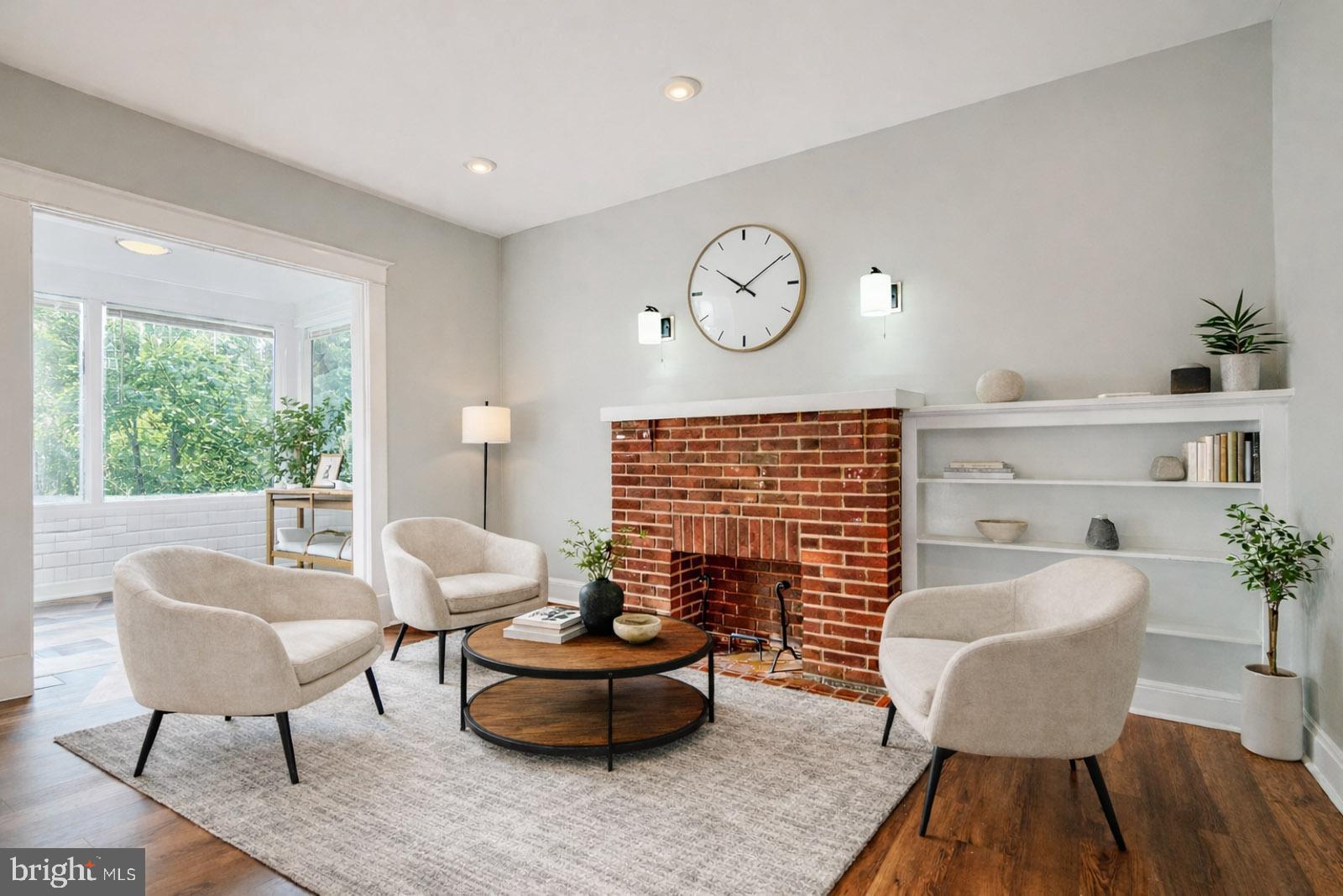 RADNOR WINSTON - Residential